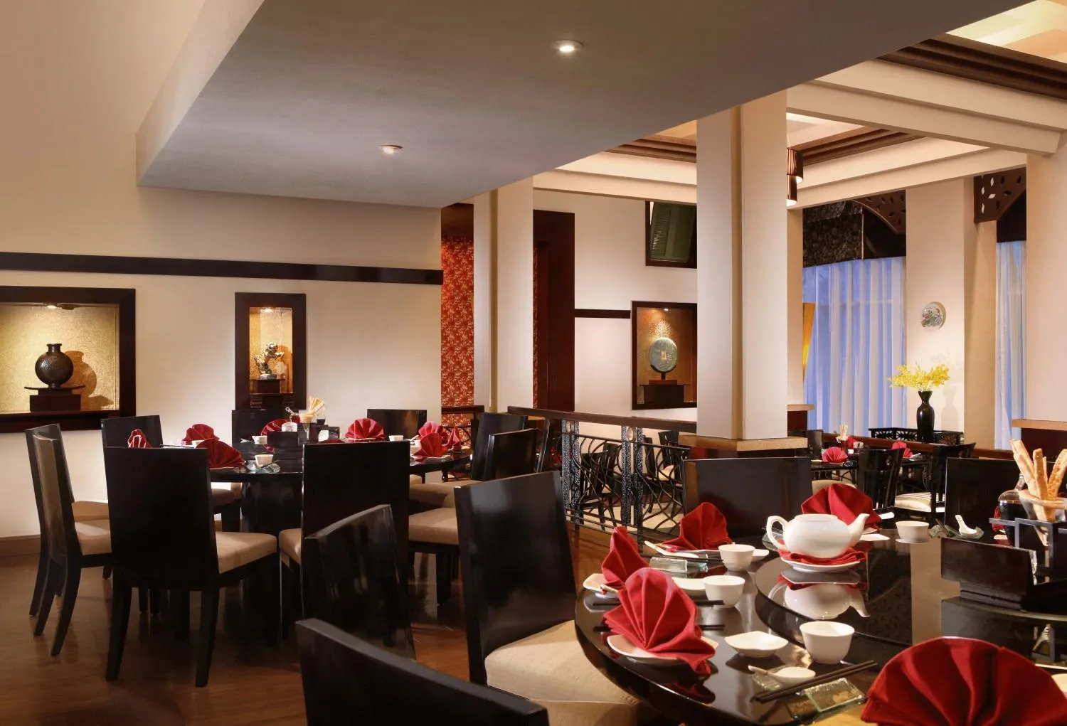 Restaurant/places to eat in Hotel Santika Premiere Slipi Jakarta