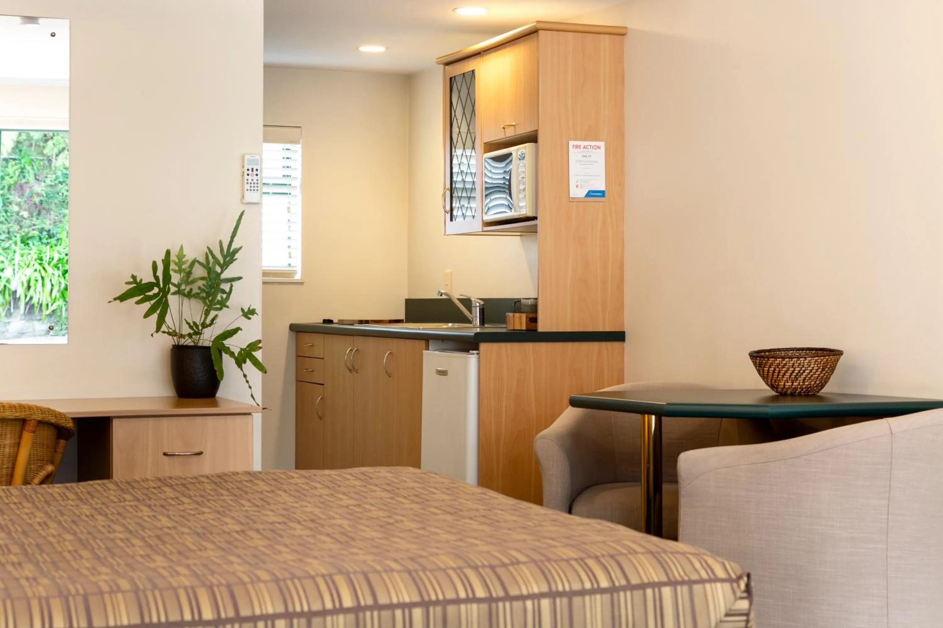 Greenlane Manor Motel