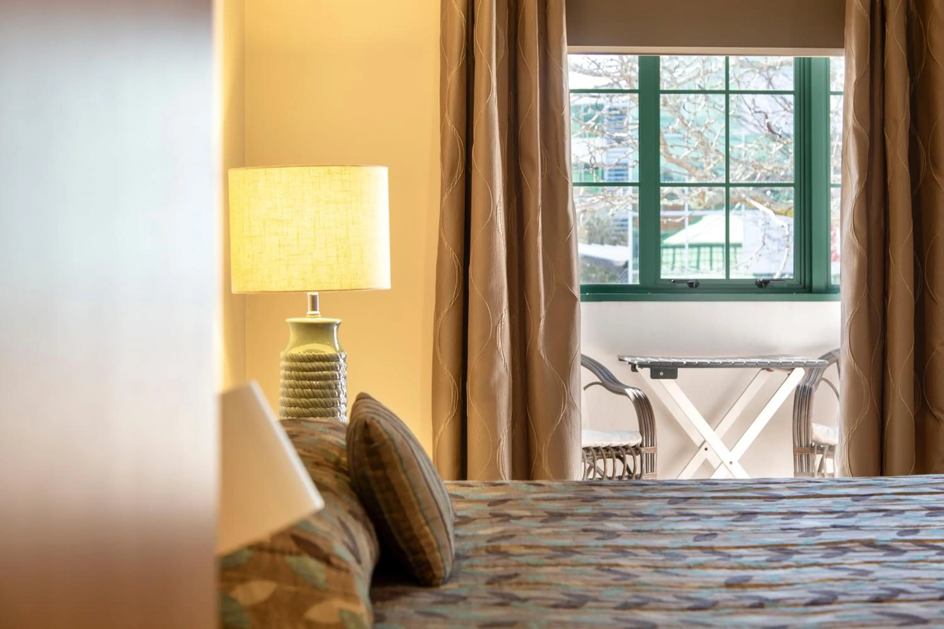 Bed in Greenlane Manor Motel