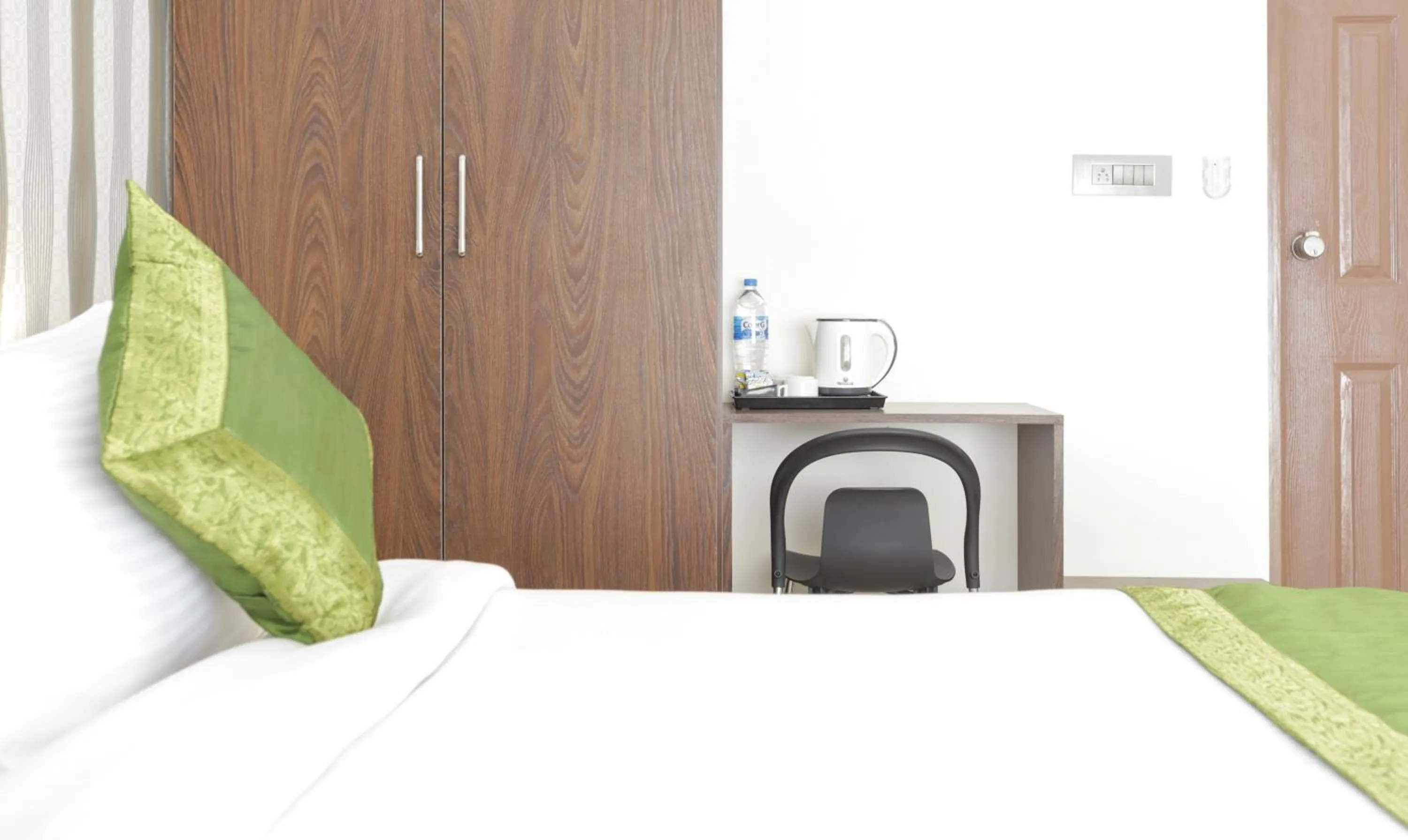 Bedroom, Bed in Treebo Sandpipers Kushalnagar