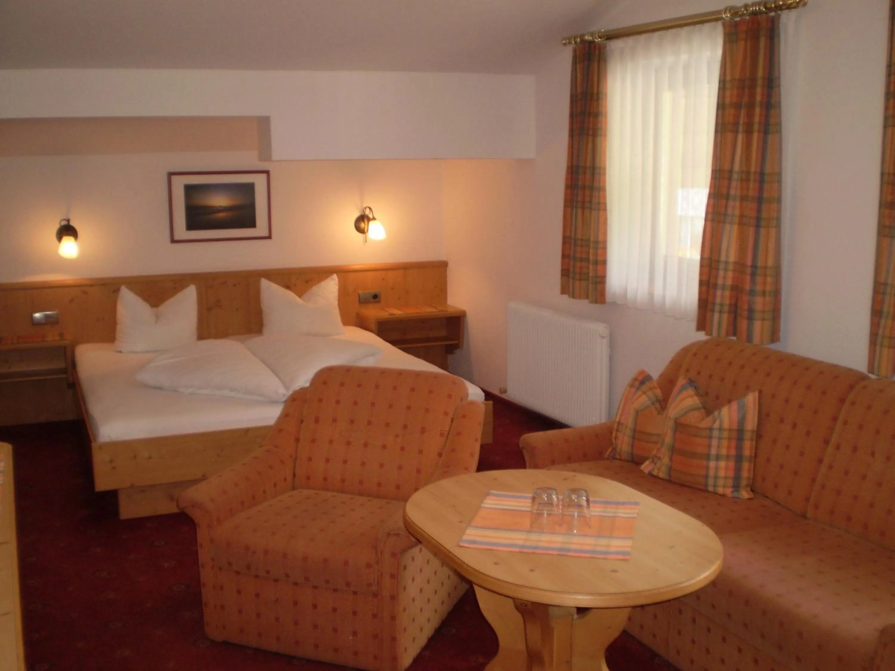 Photo of the whole room, Bed in Apart Hotel Garni Strasser