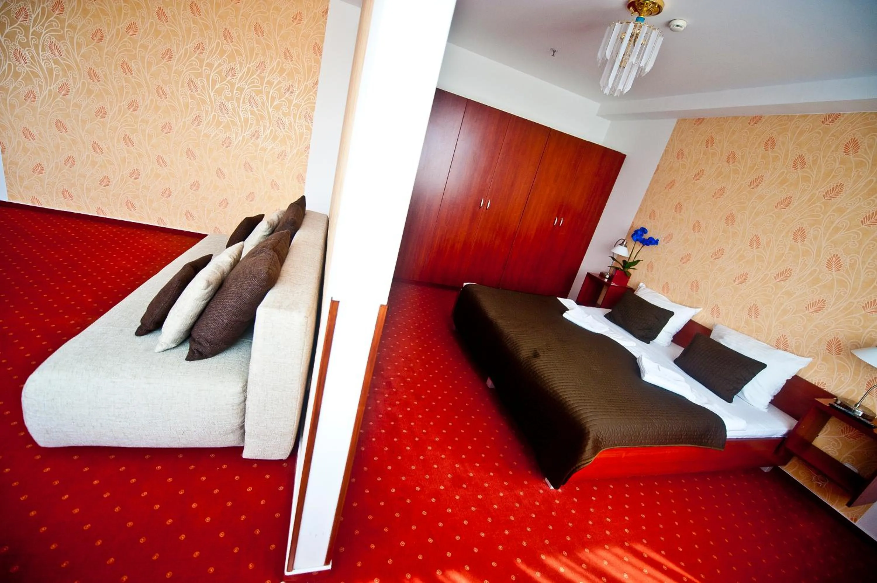 Photo of the whole room, Bed in Canada Hotel Budapest