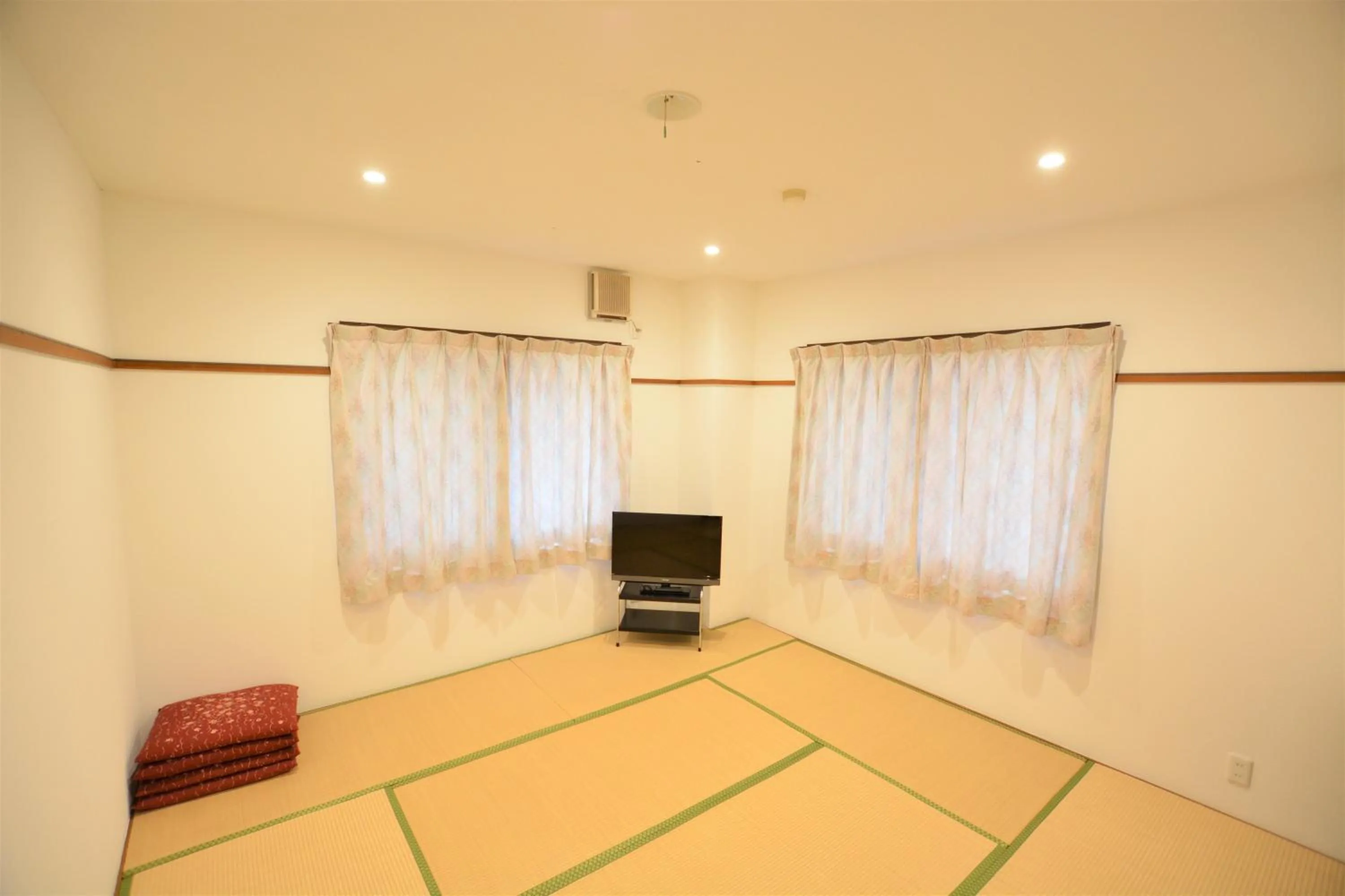 Photo of the whole room in Kagura Mitsumata Cottage
