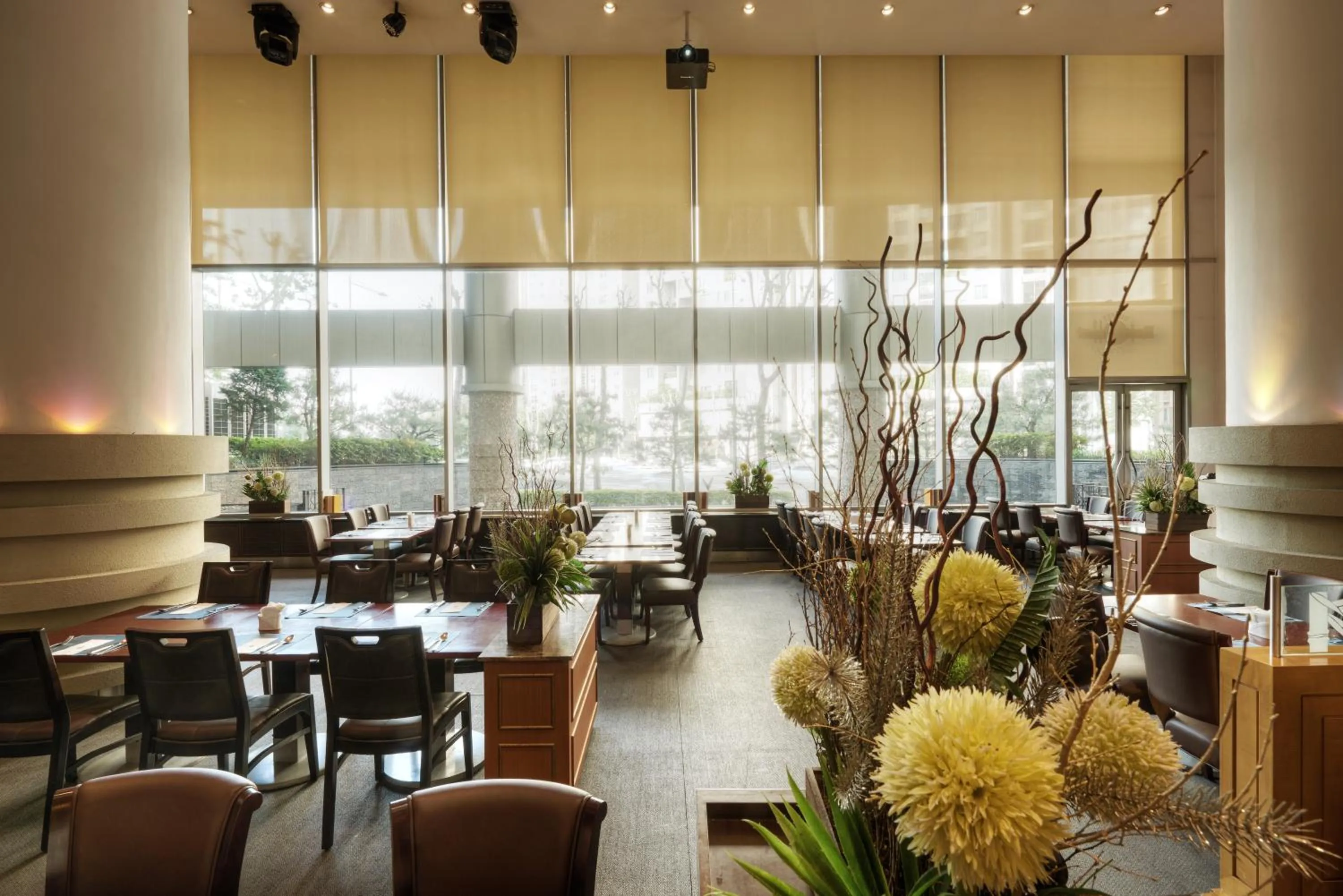 Restaurant/places to eat in Seoul Riviera Hotel