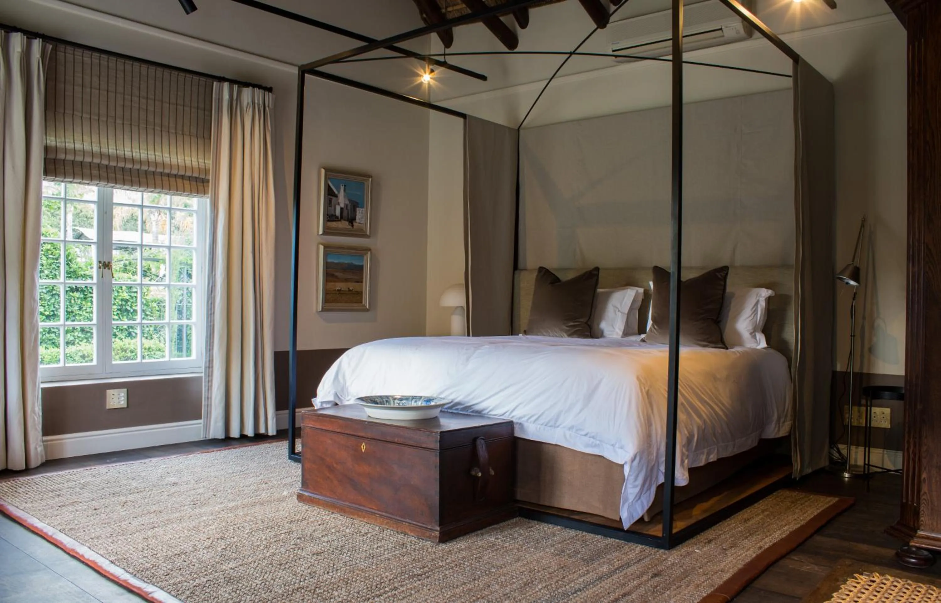 Bed in La Clé Lodge