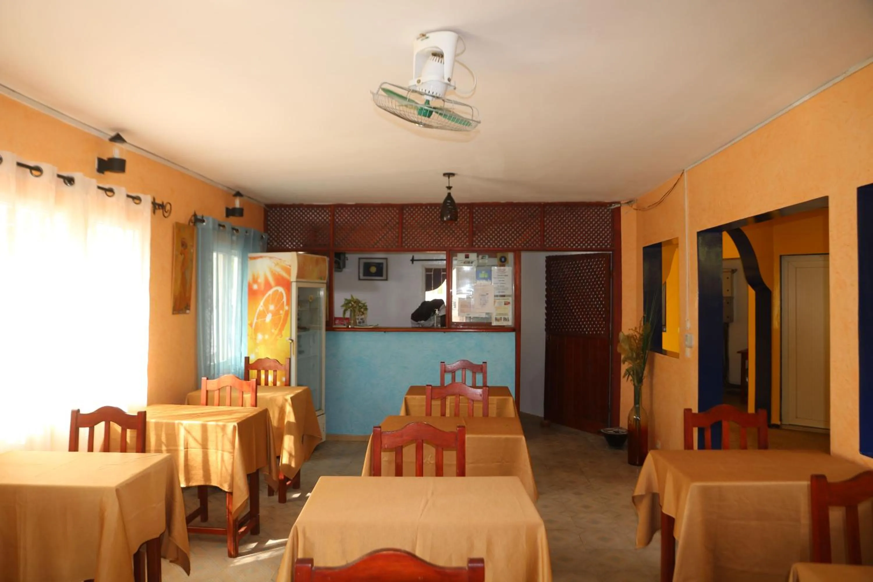 Restaurant/places to eat in Hacienda
