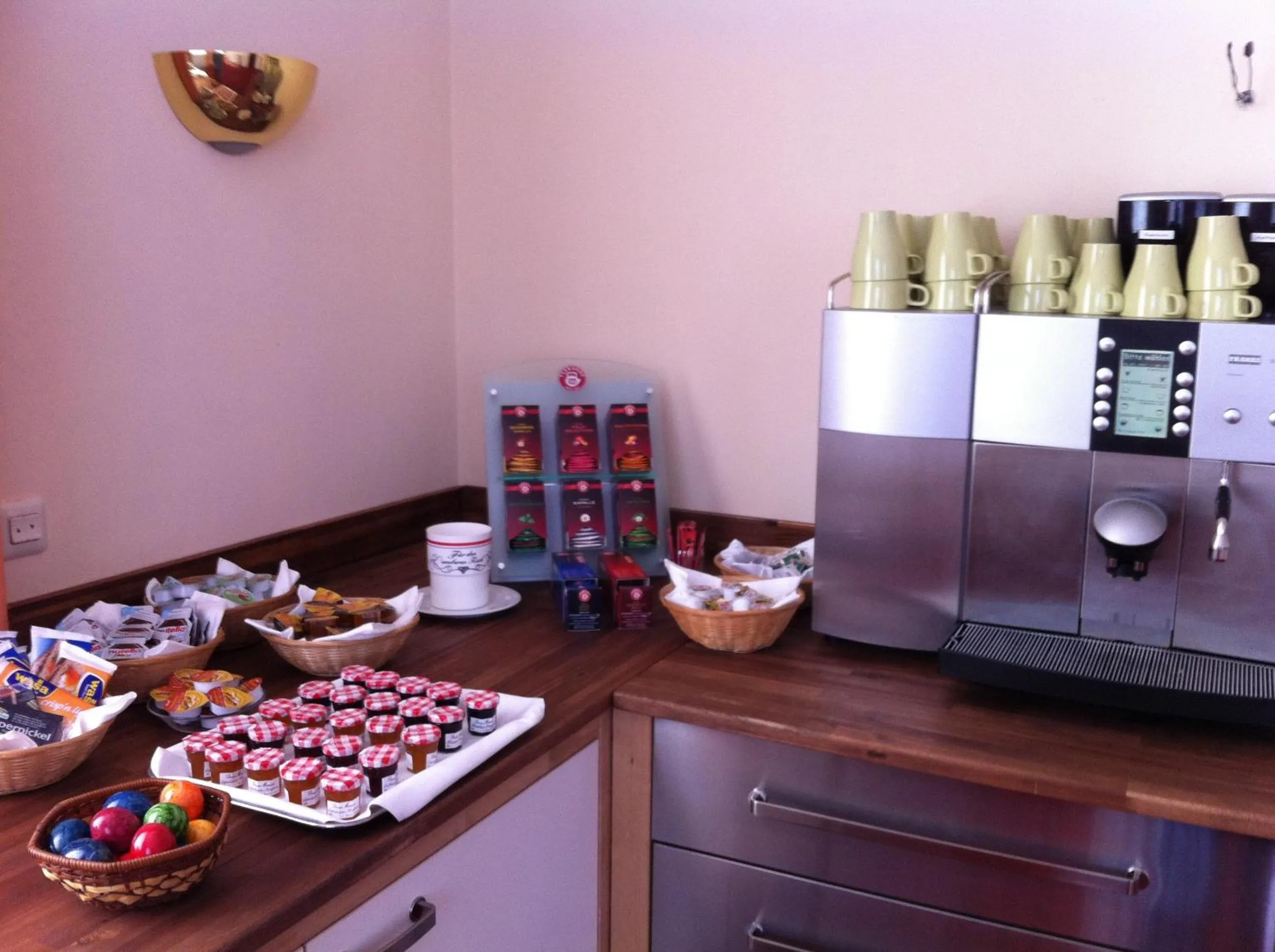 Food and drinks in Hotel Gerber