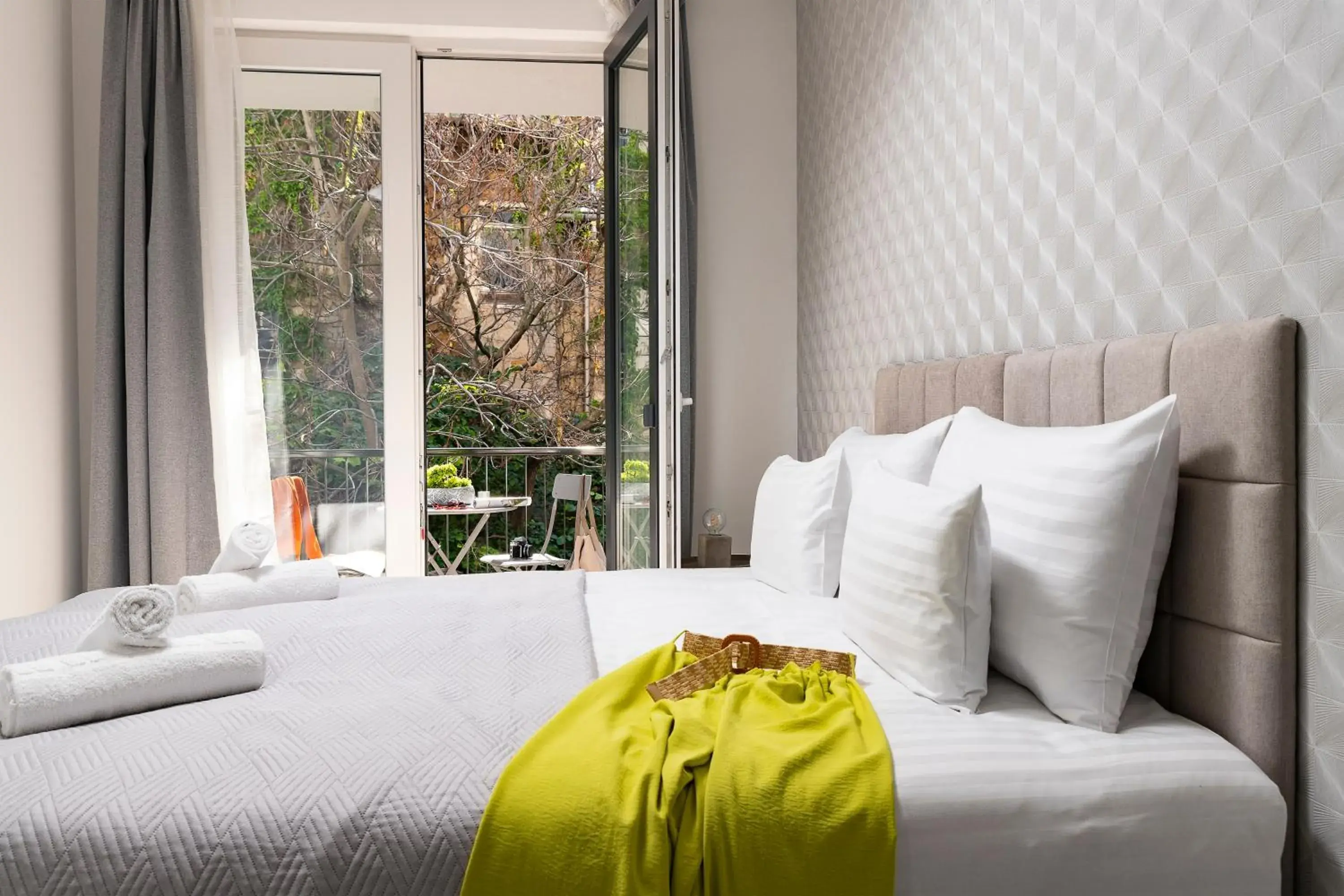 Off-Site One-Bedroom Apartment with Balcony in Bo18 Hotel Superior Off-Site One-Bedroom Apartment with Balcony in Bo18 Hotel Superior