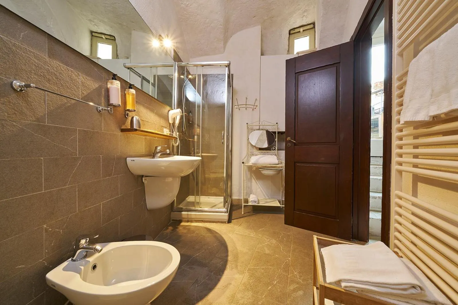 Bathroom in Fra I Sassi Residence