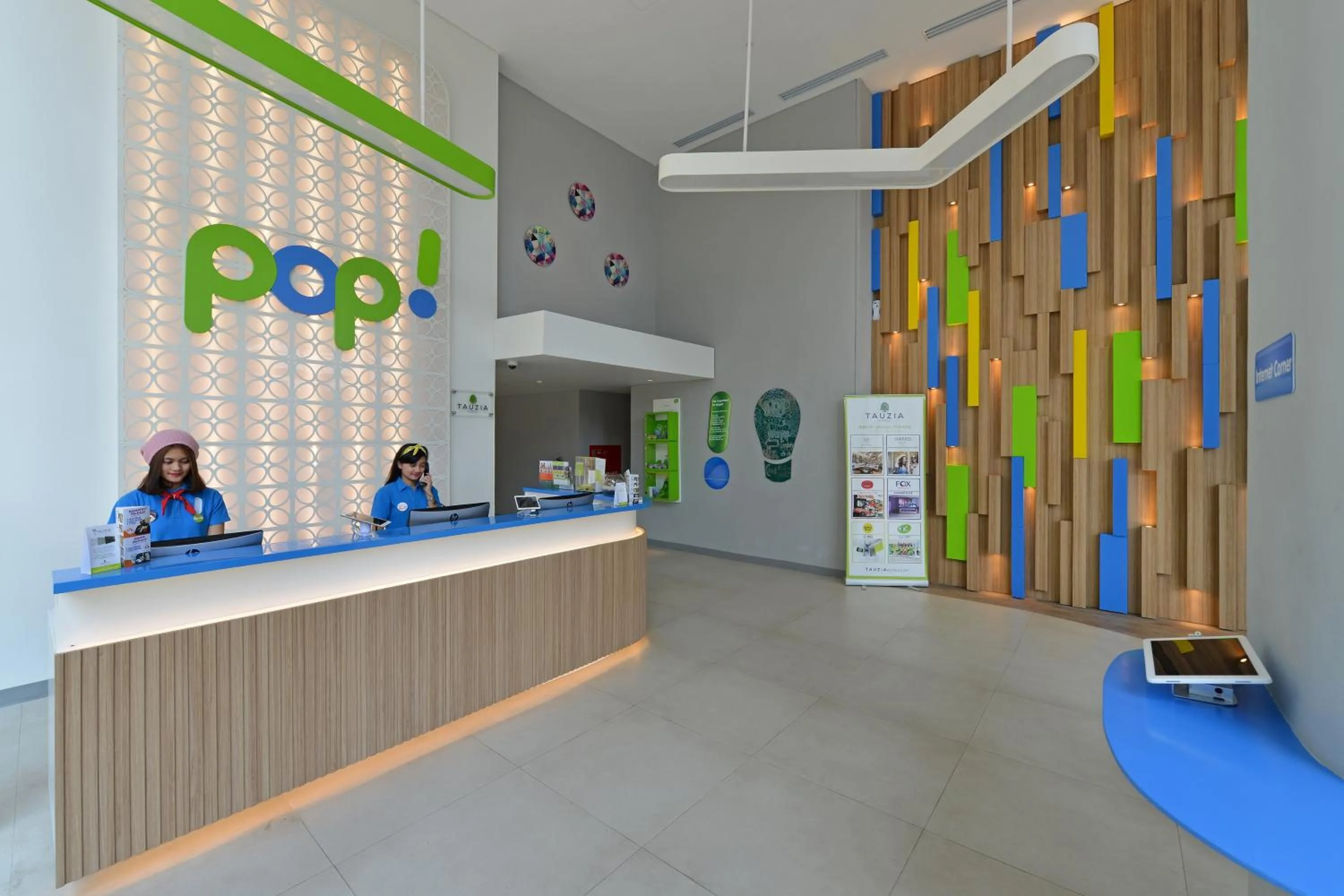 Lobby or reception in POP! Hotel Solo