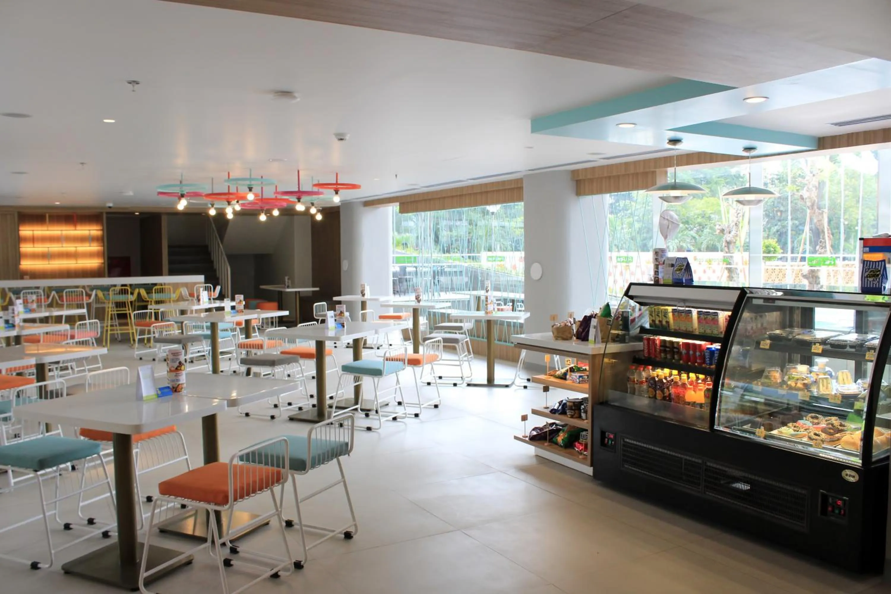 Restaurant/places to eat in POP! Hotel Solo