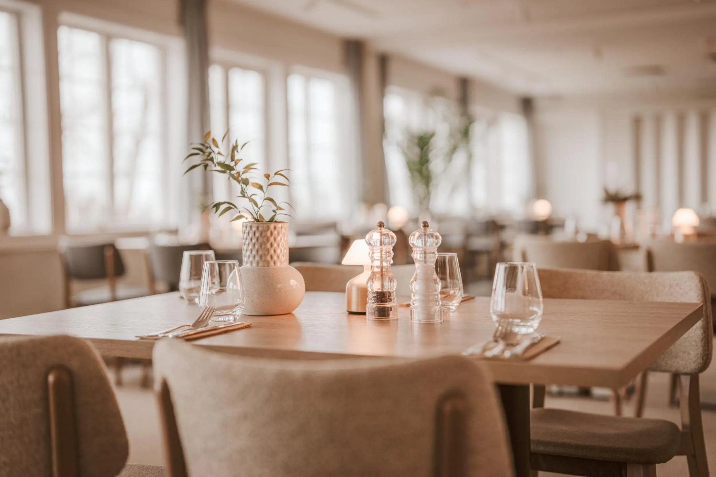 Restaurant/places to eat in Jegtvolden Fjordhotell