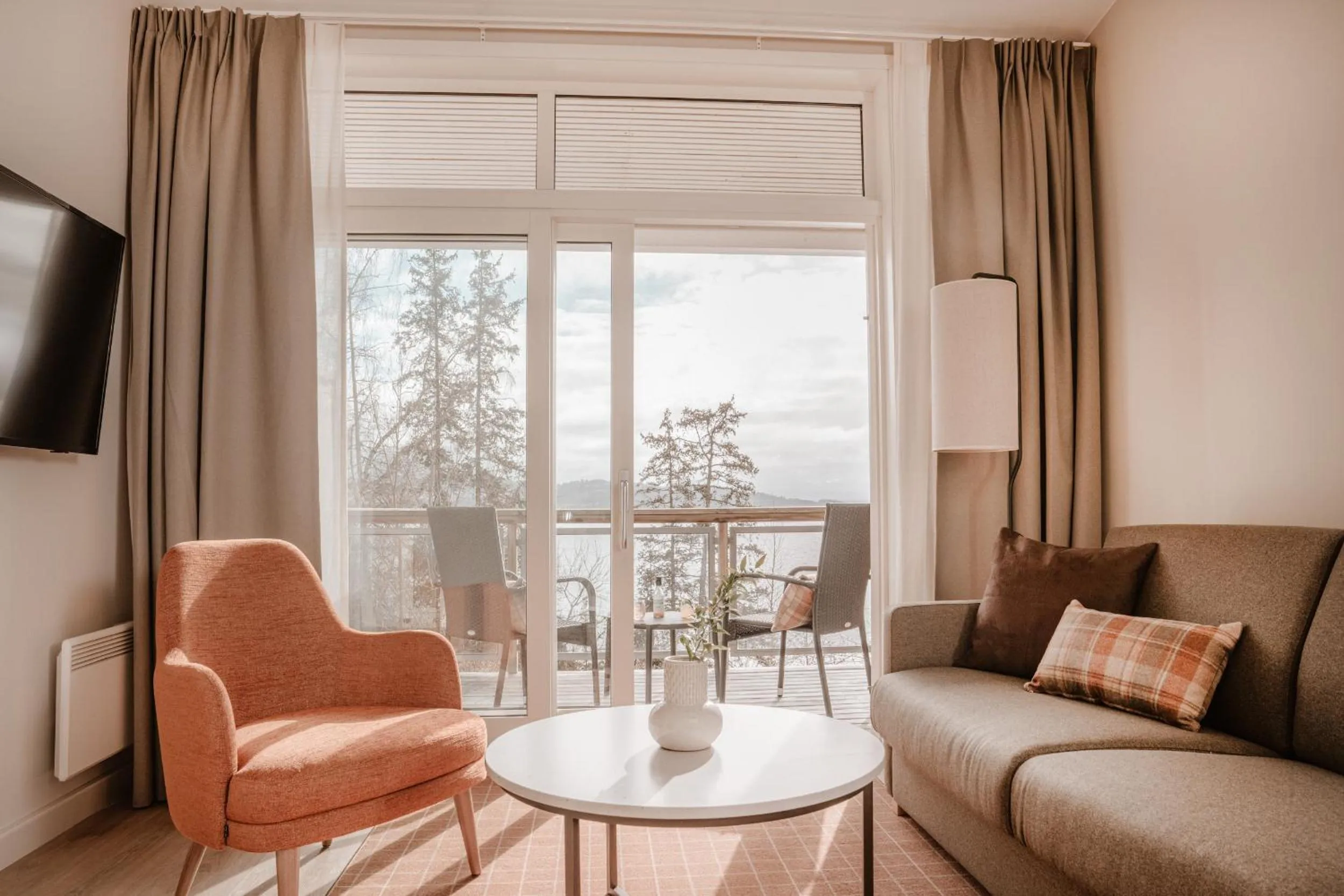 Seating area in Jegtvolden Fjordhotell