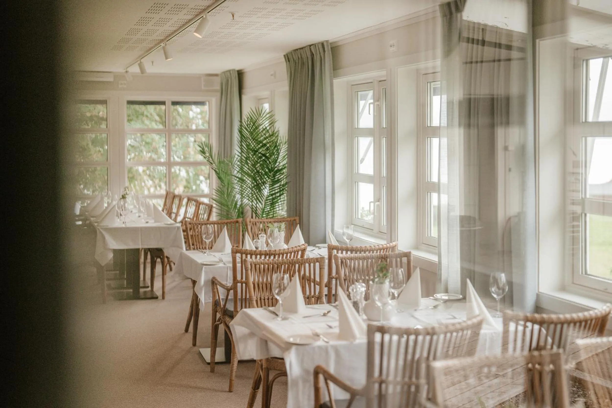 Restaurant/places to eat in Jegtvolden Fjordhotell