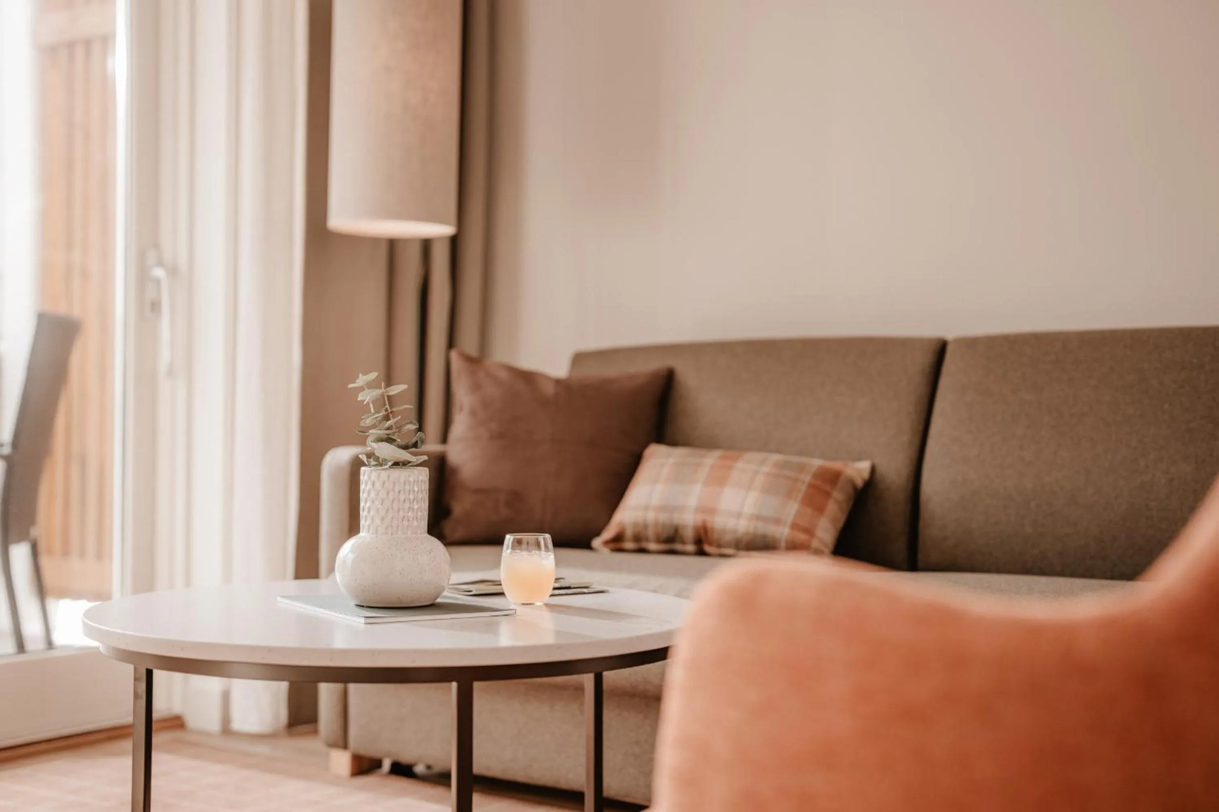 Seating area in Jegtvolden Fjordhotell