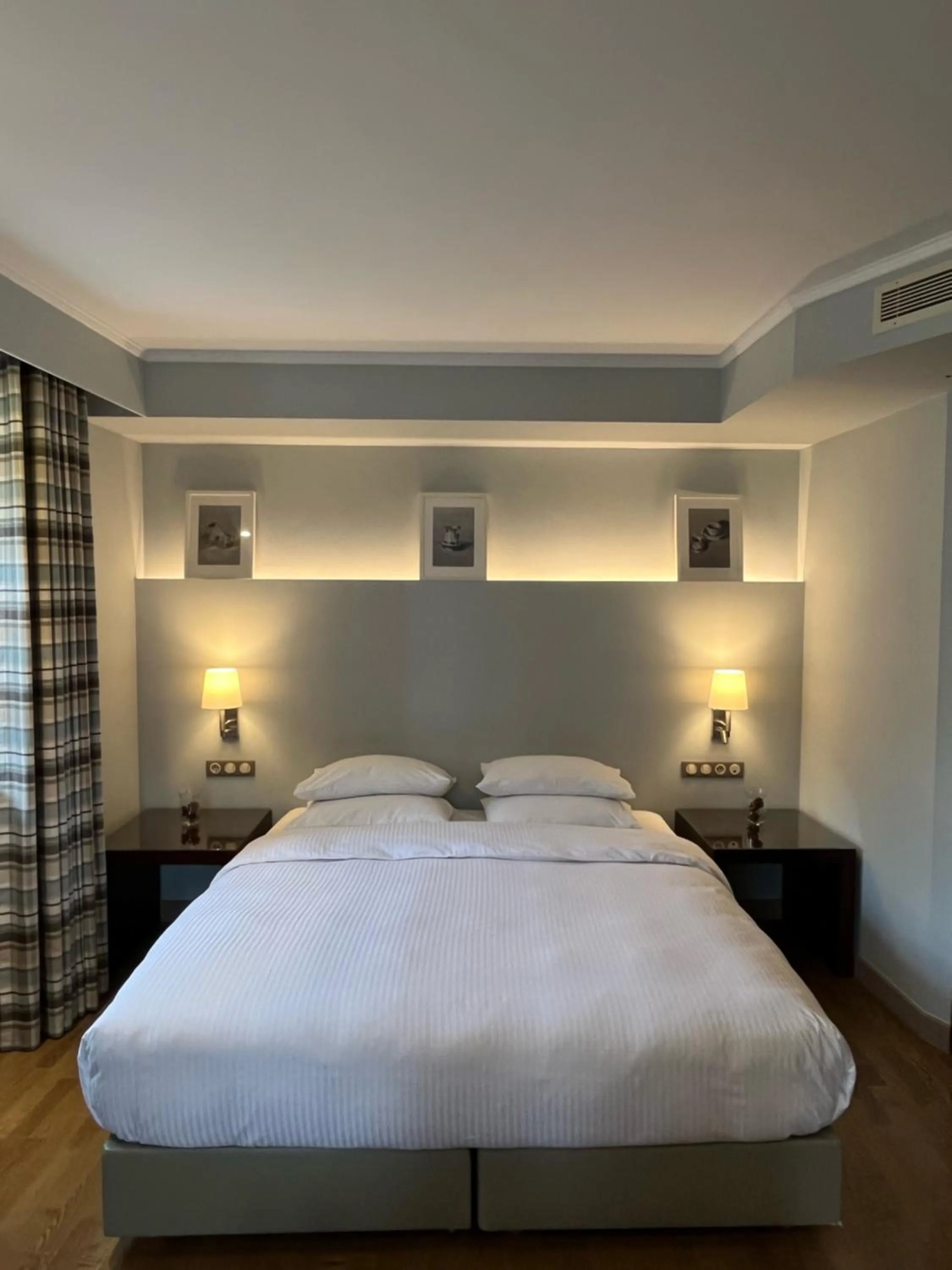 Bed in MounTrace Suites & SPA