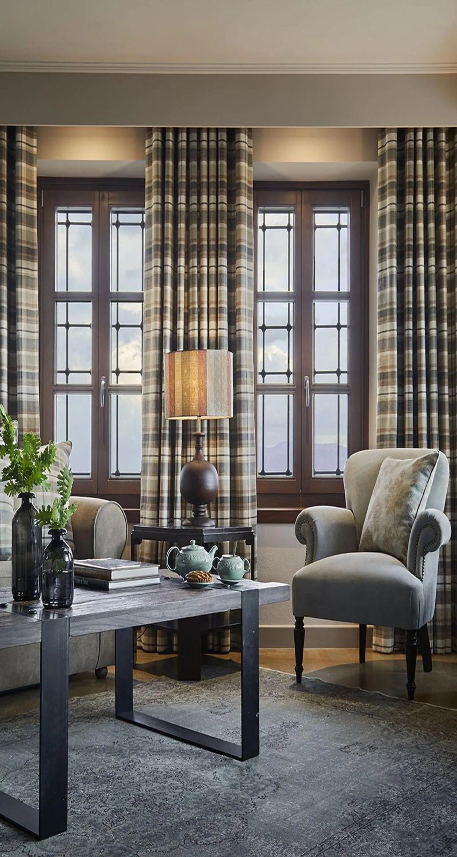 Seating area in MounTrace Suites & SPA