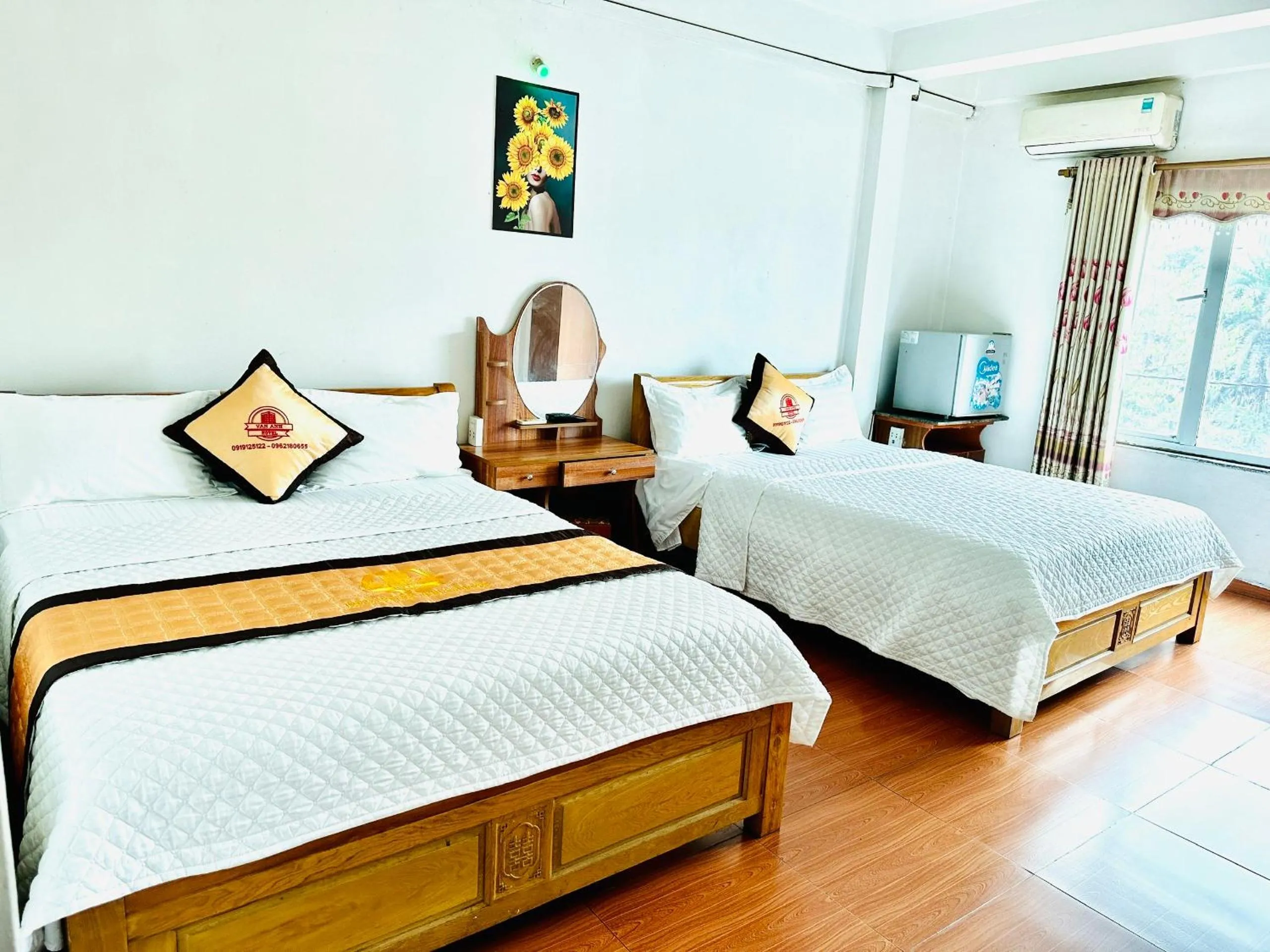 Bed in Van Anh Hotel