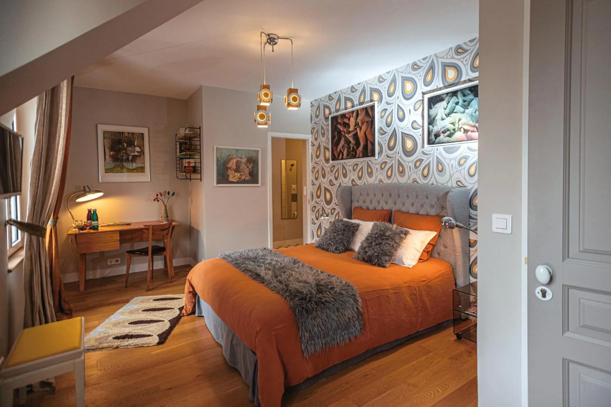 Photo of the whole room, Bed in Le Jardin des Toiles