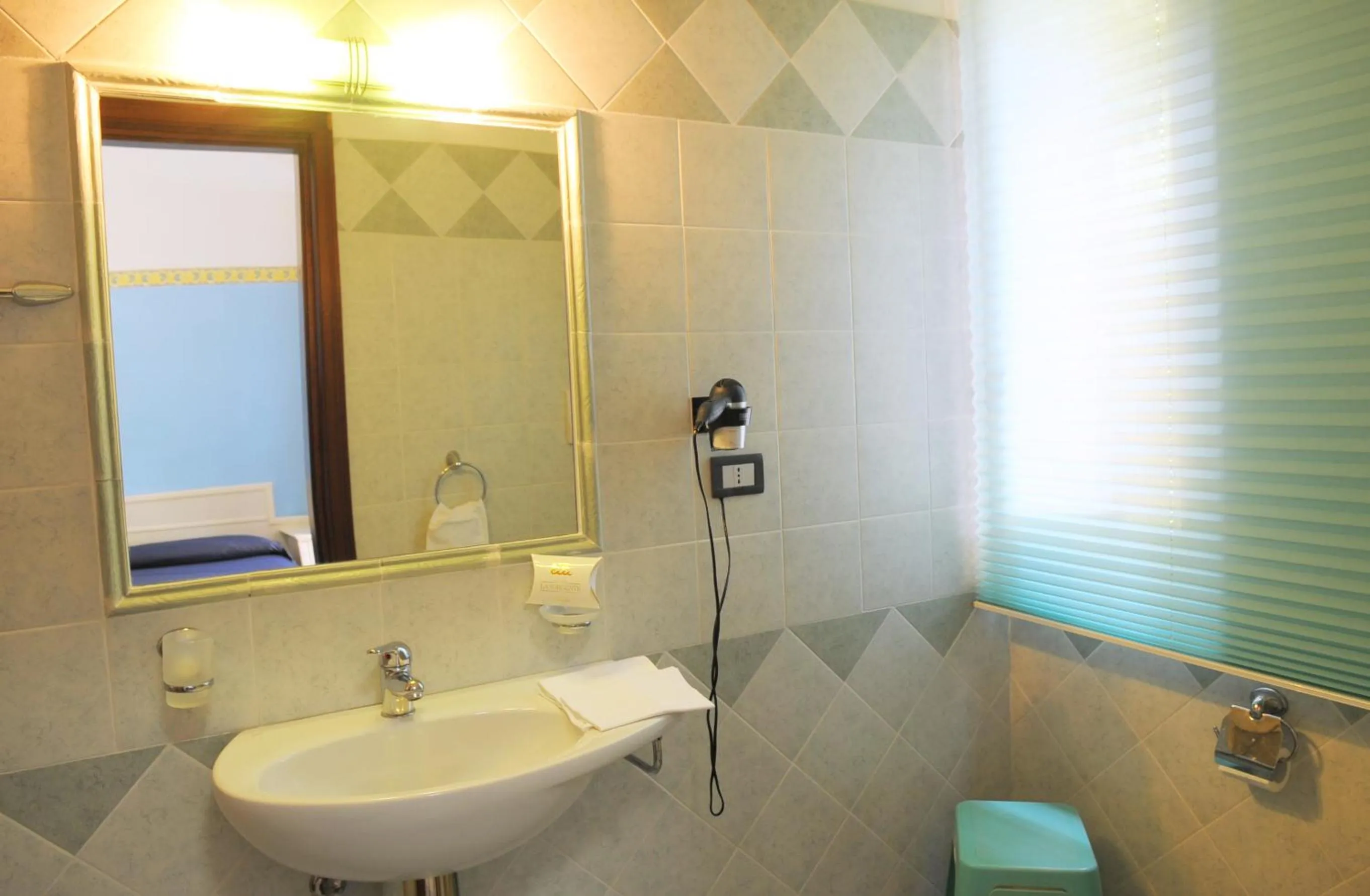 Bathroom in Hotel La Sorgente HS