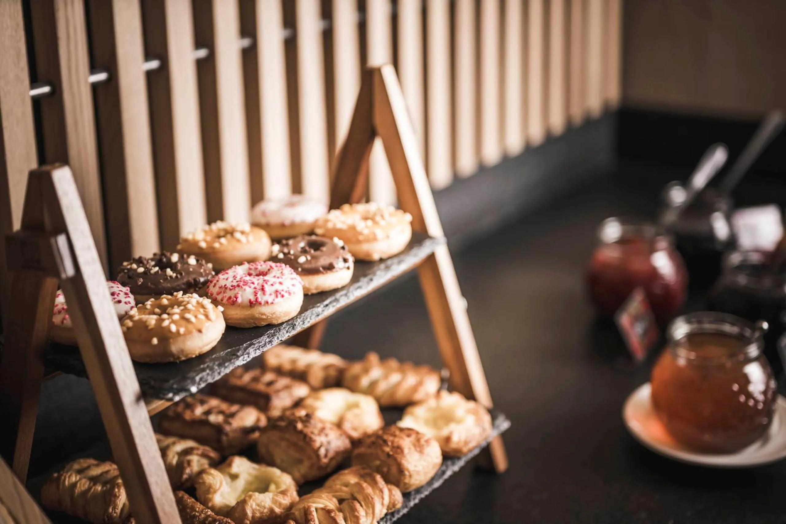 Buffet breakfast in Sporthotel Bachmann