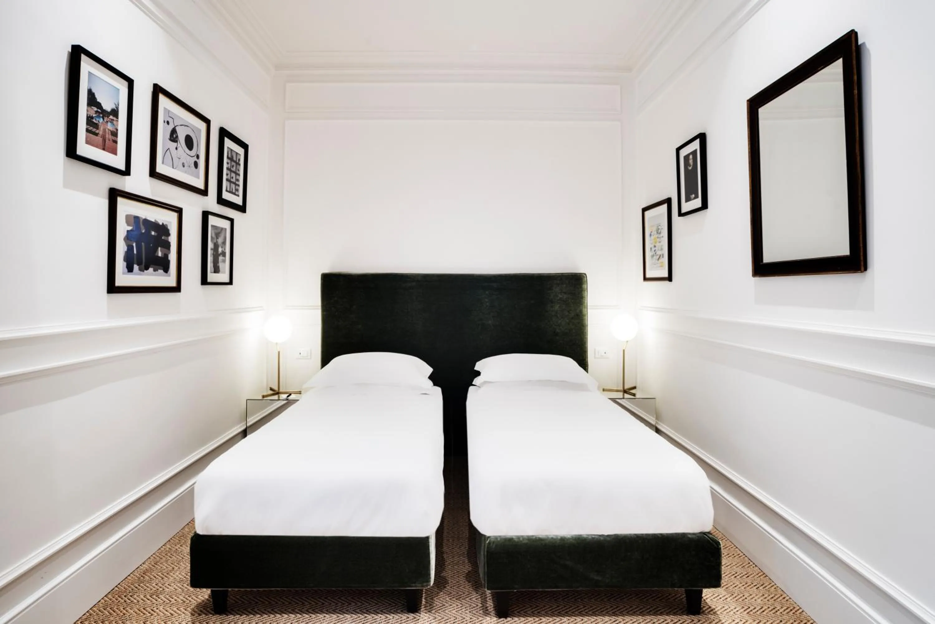 Bed in The Shire Hotel