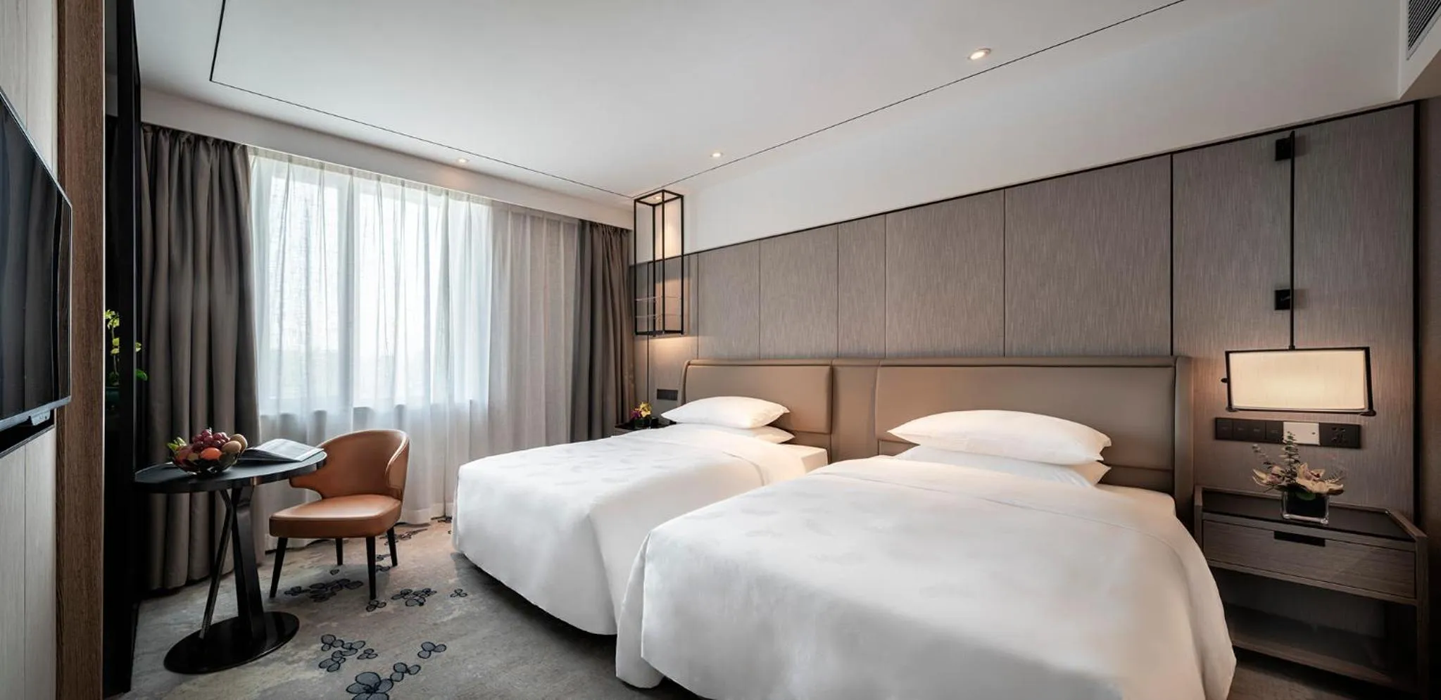 Photo of the whole room, Bed in Hotel Landmark Canton