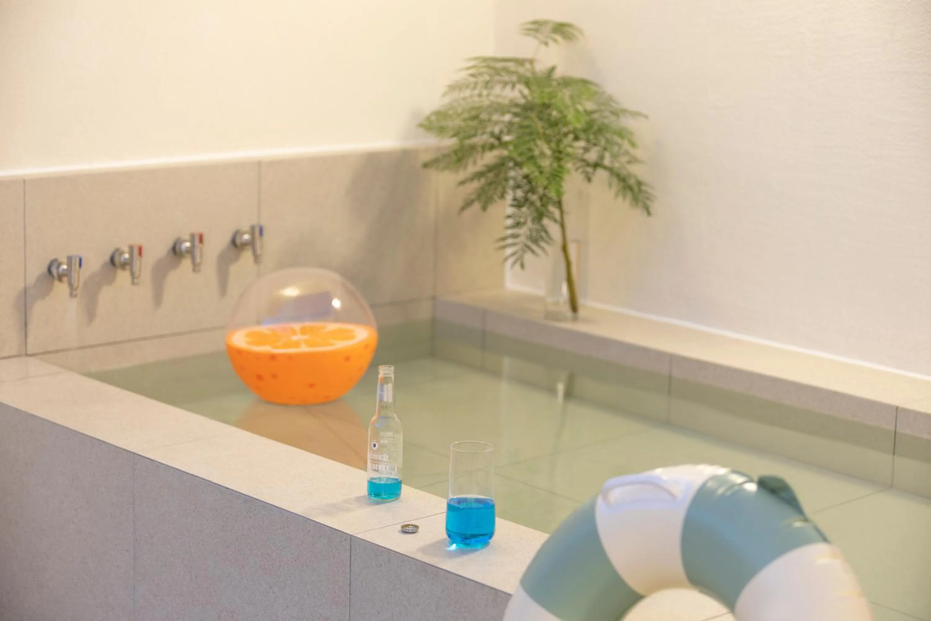 Hot Tub in Busan H-AVENUE Hotel Seomyeon Station