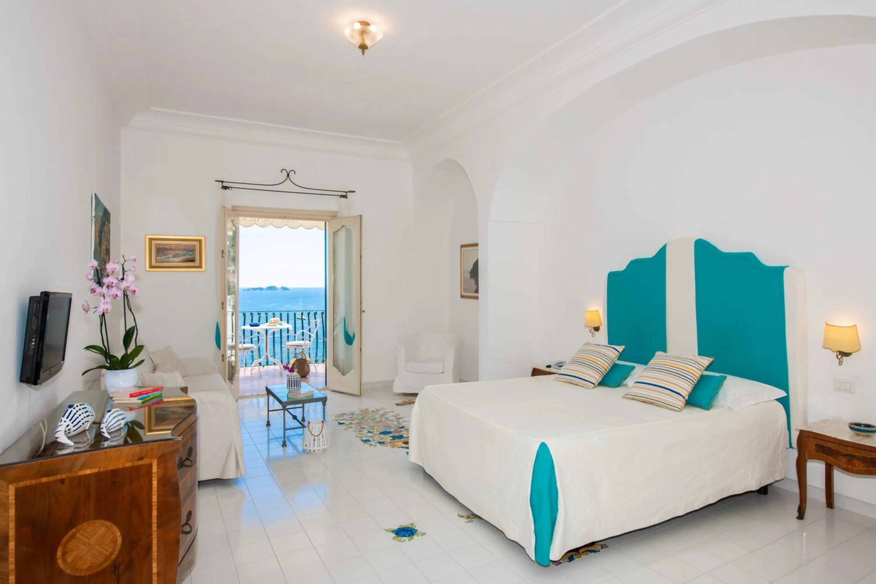 Bed in Alcione Residence