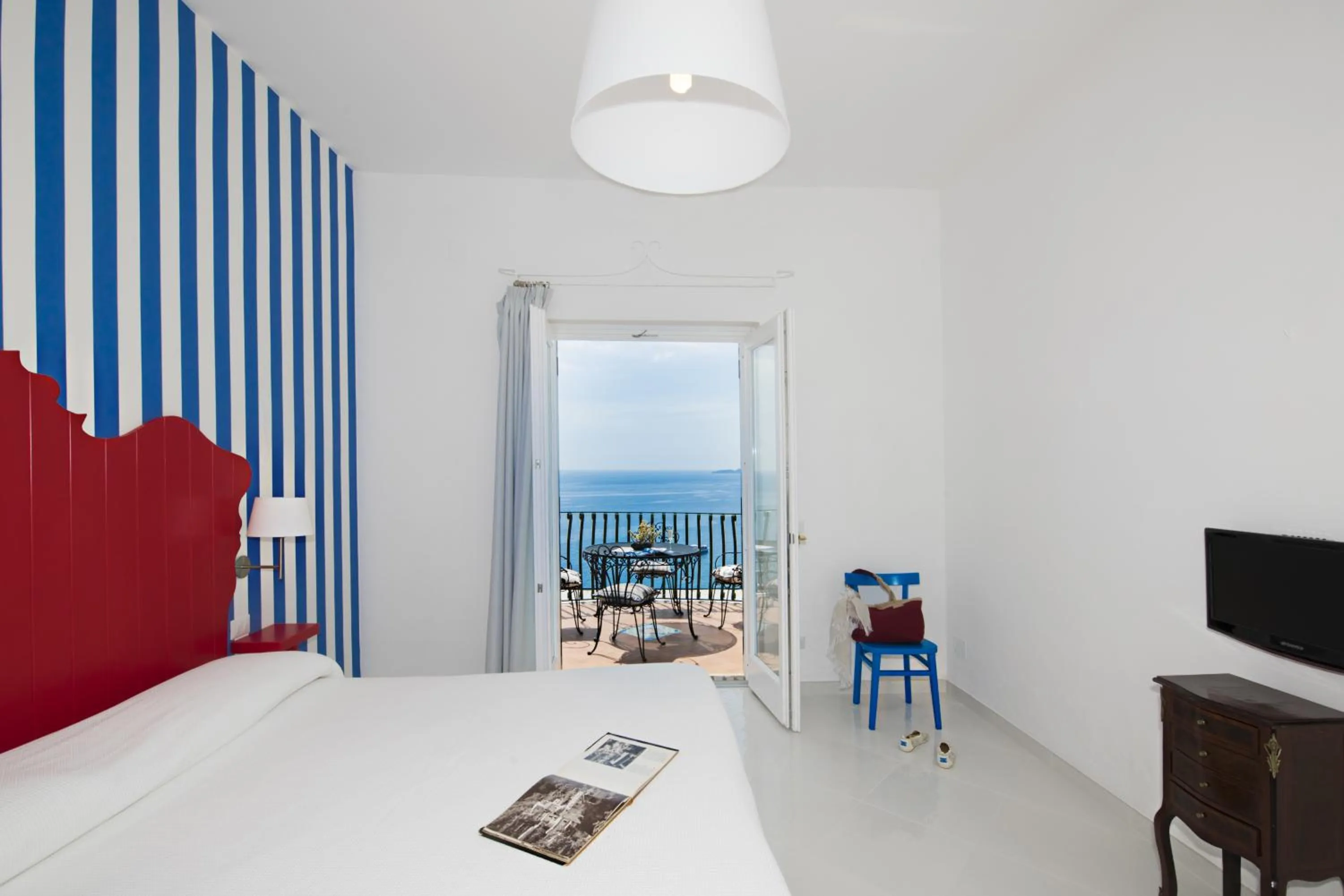 Photo of the whole room, Bed in Alcione Residence