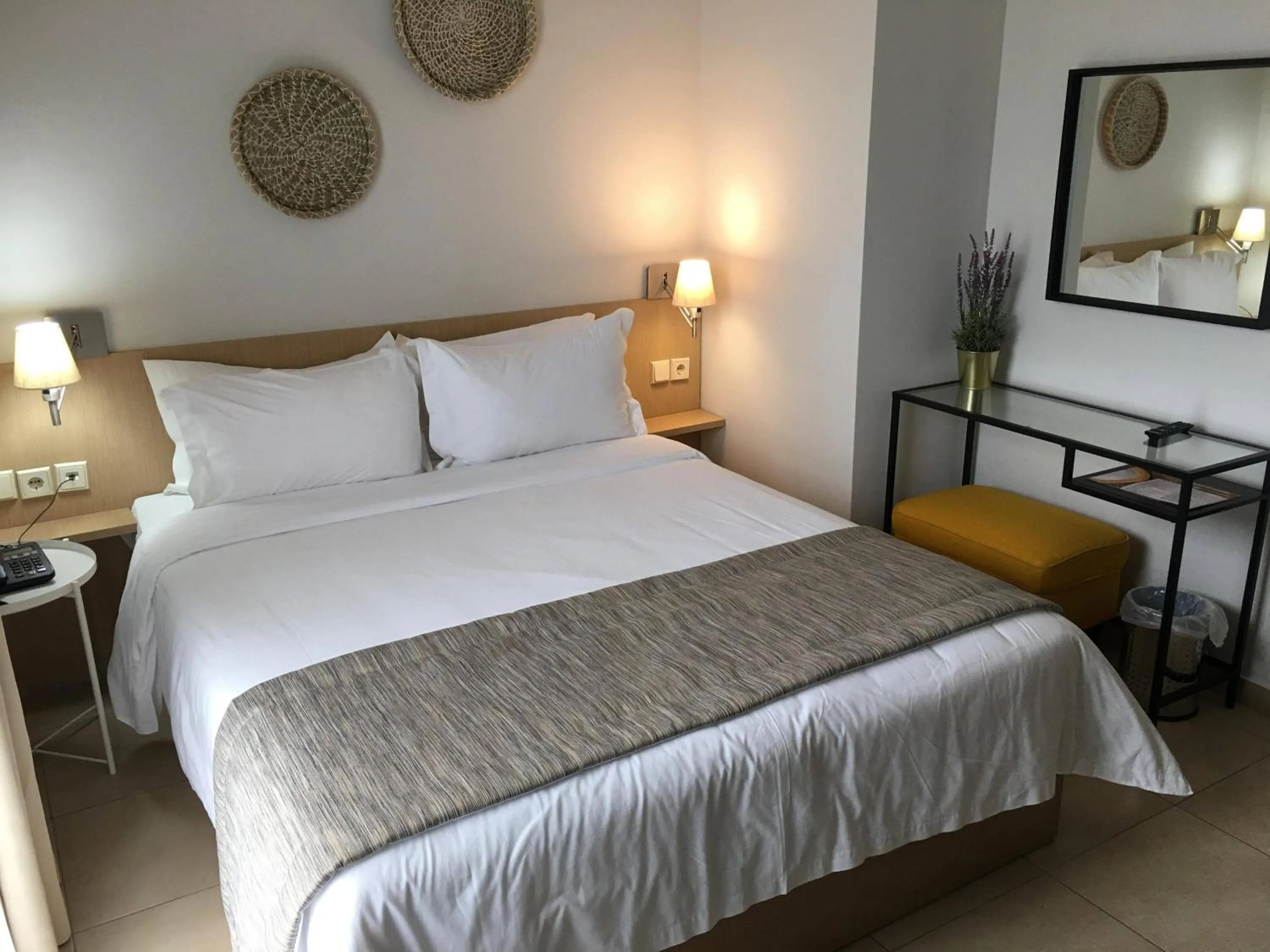 Staff, Bed in Maison Hotel