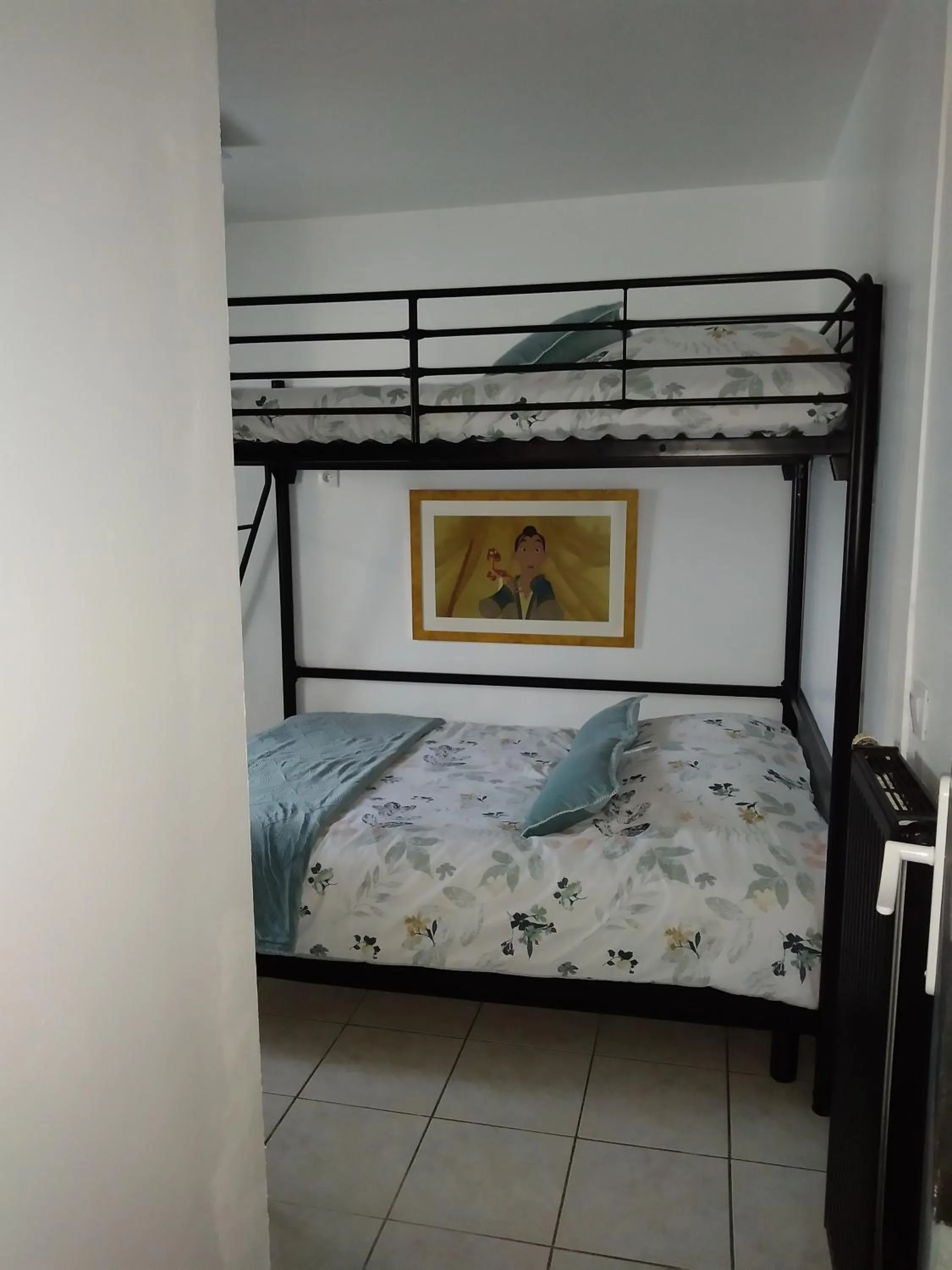 bunk bed, Bed in chez christian&astrid Next to Disneyland Paris