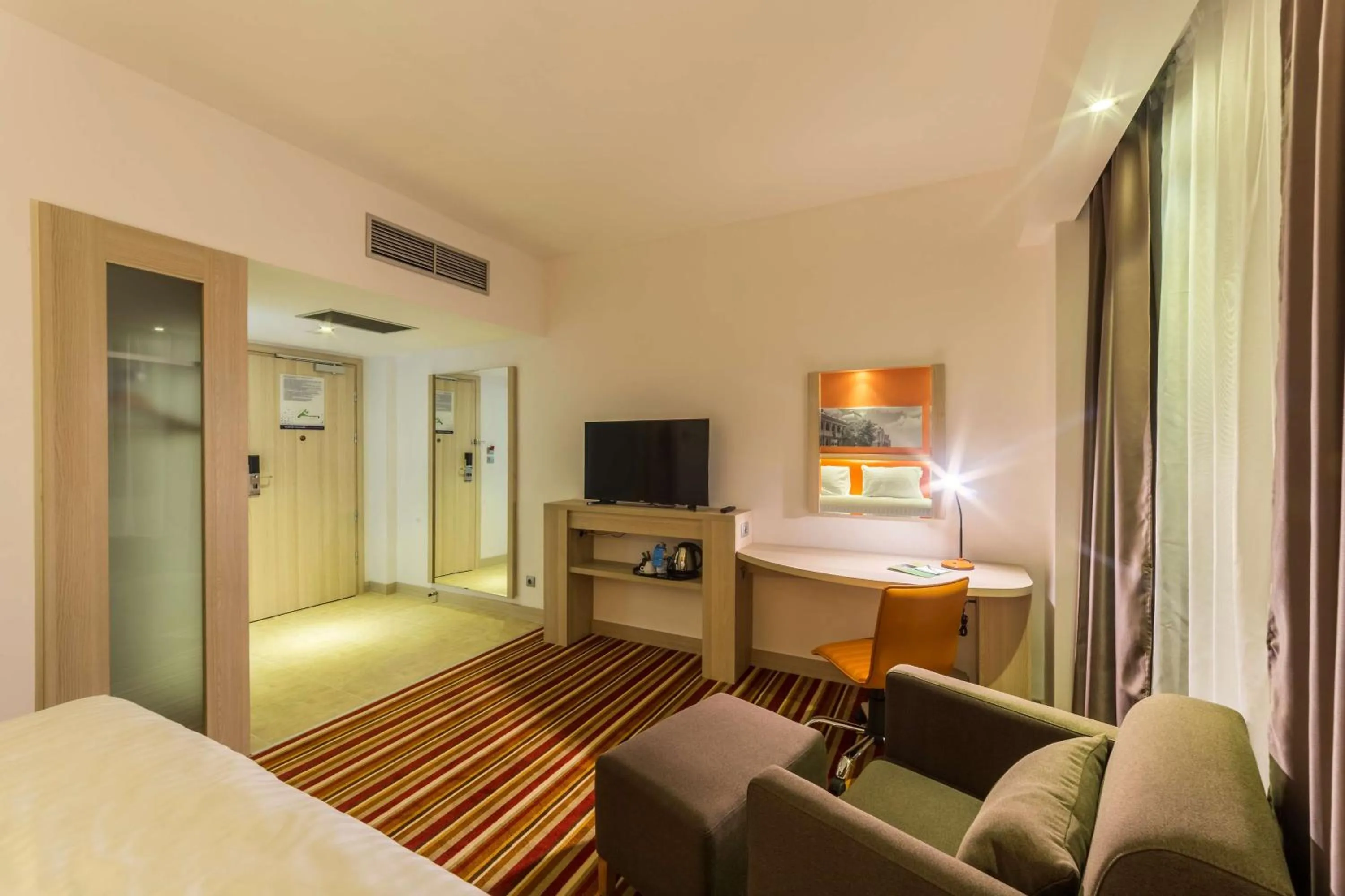 Bed in Hampton By Hilton Iasi