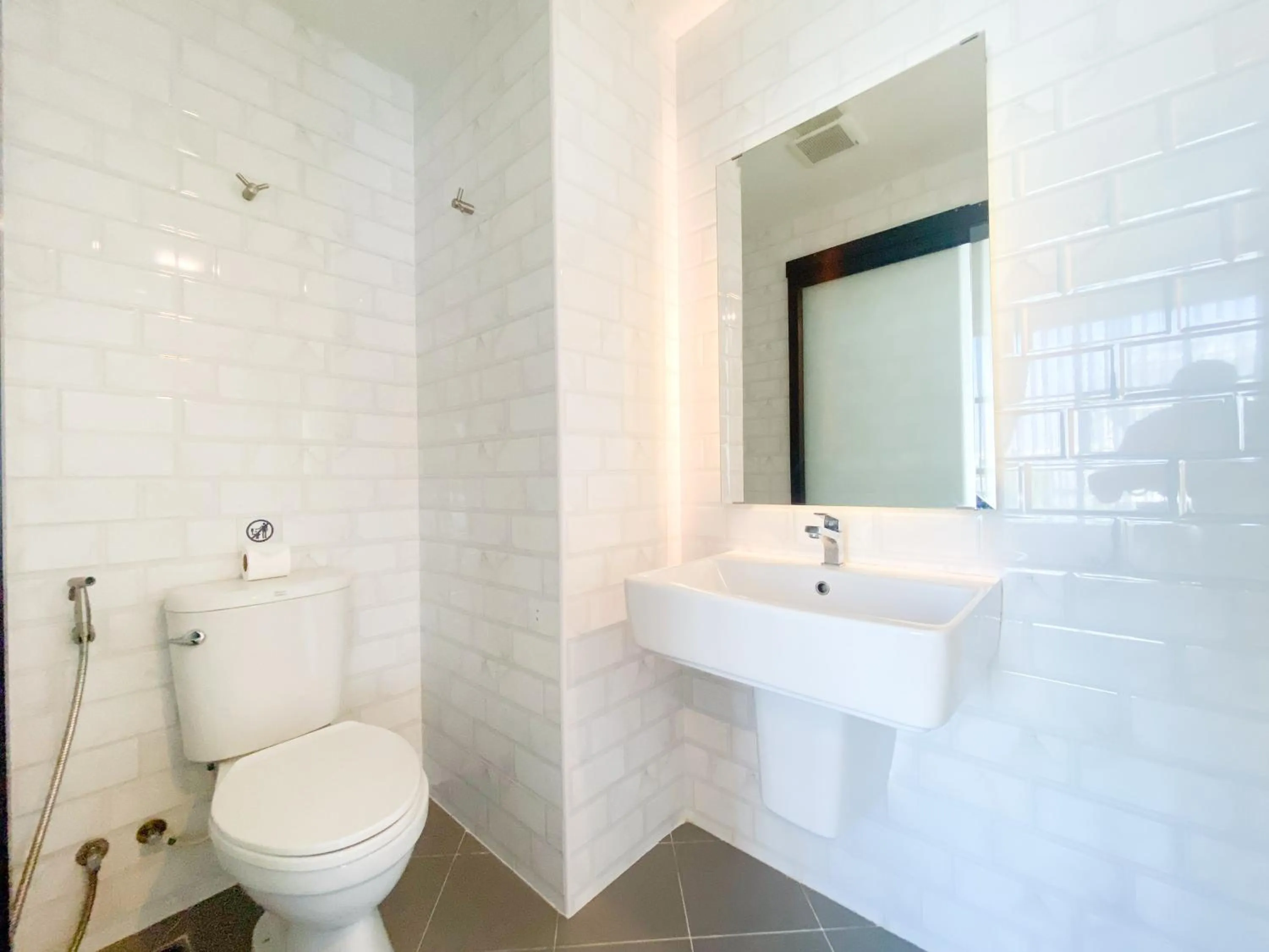 Shower in ISTY Design Hotel