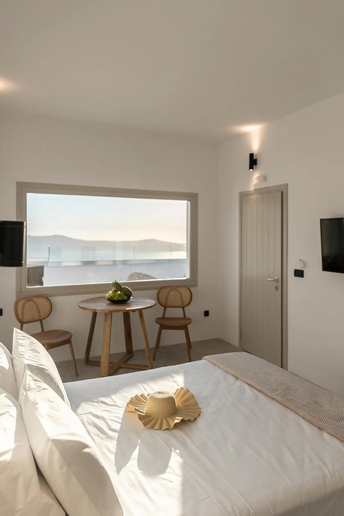 Bedroom, Bed in Mirabo Villas