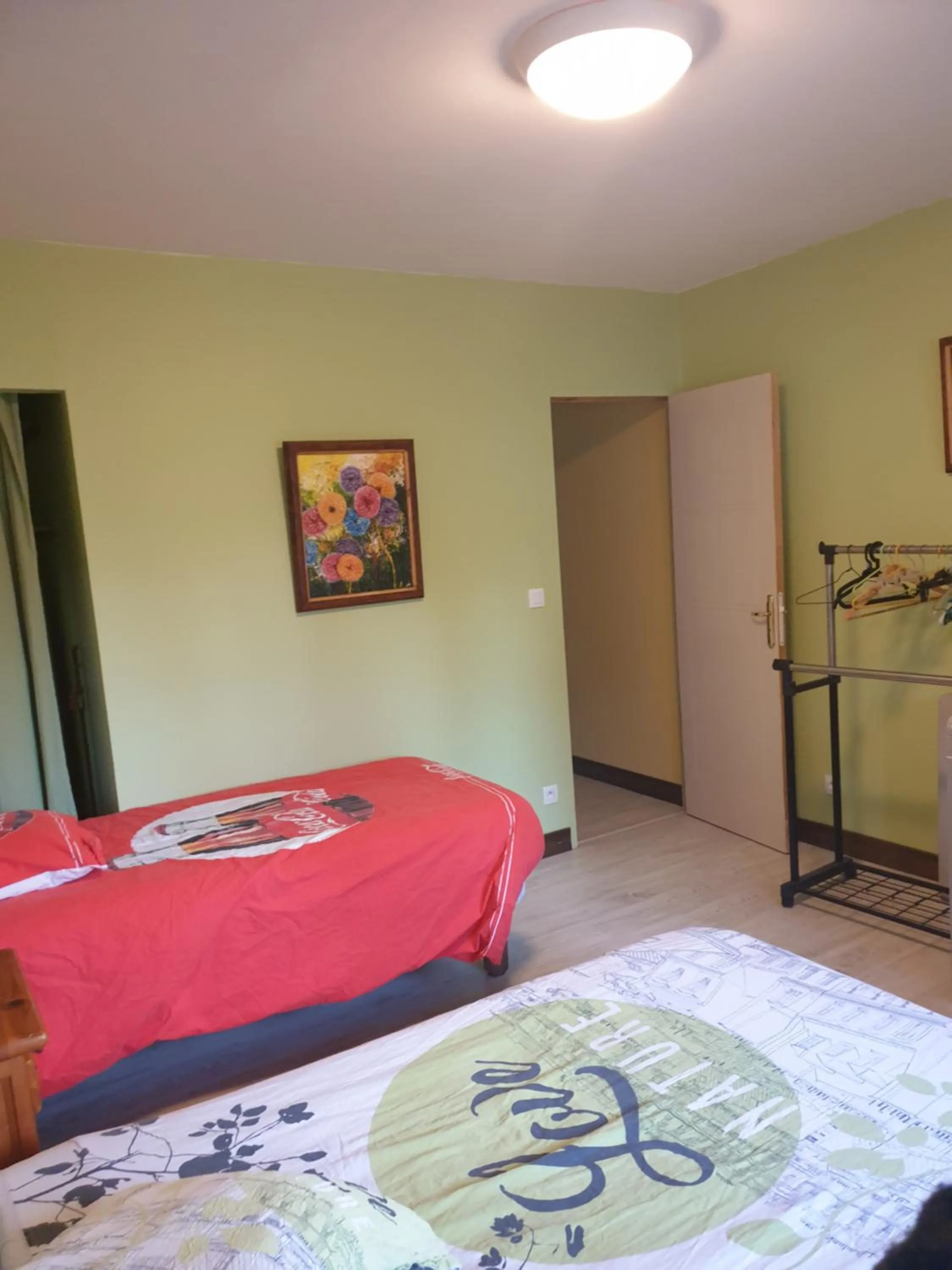 Photo of the whole room, Bed in Domaine de Fontenelay