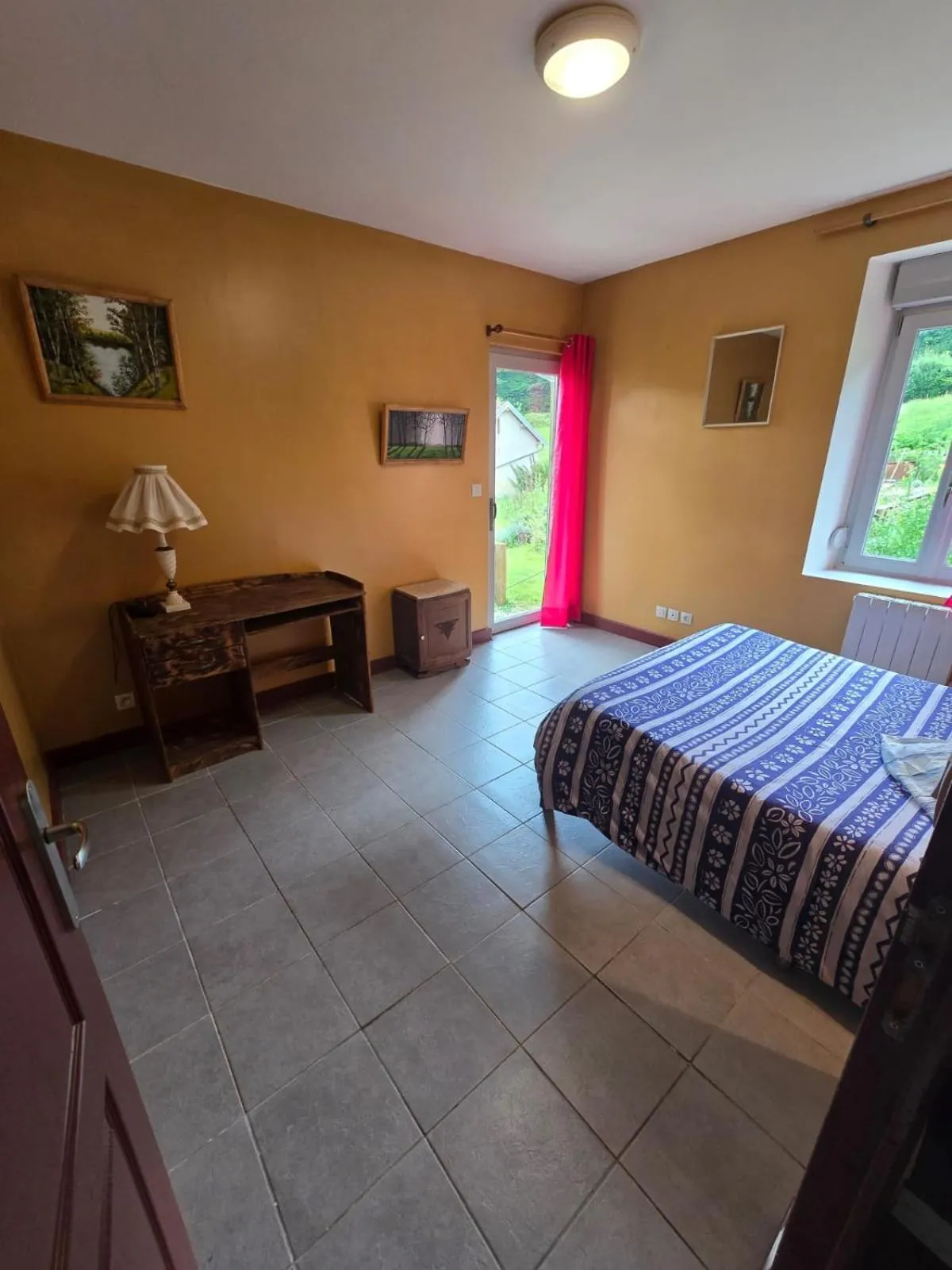 Bed in Domaine de Fontenelay