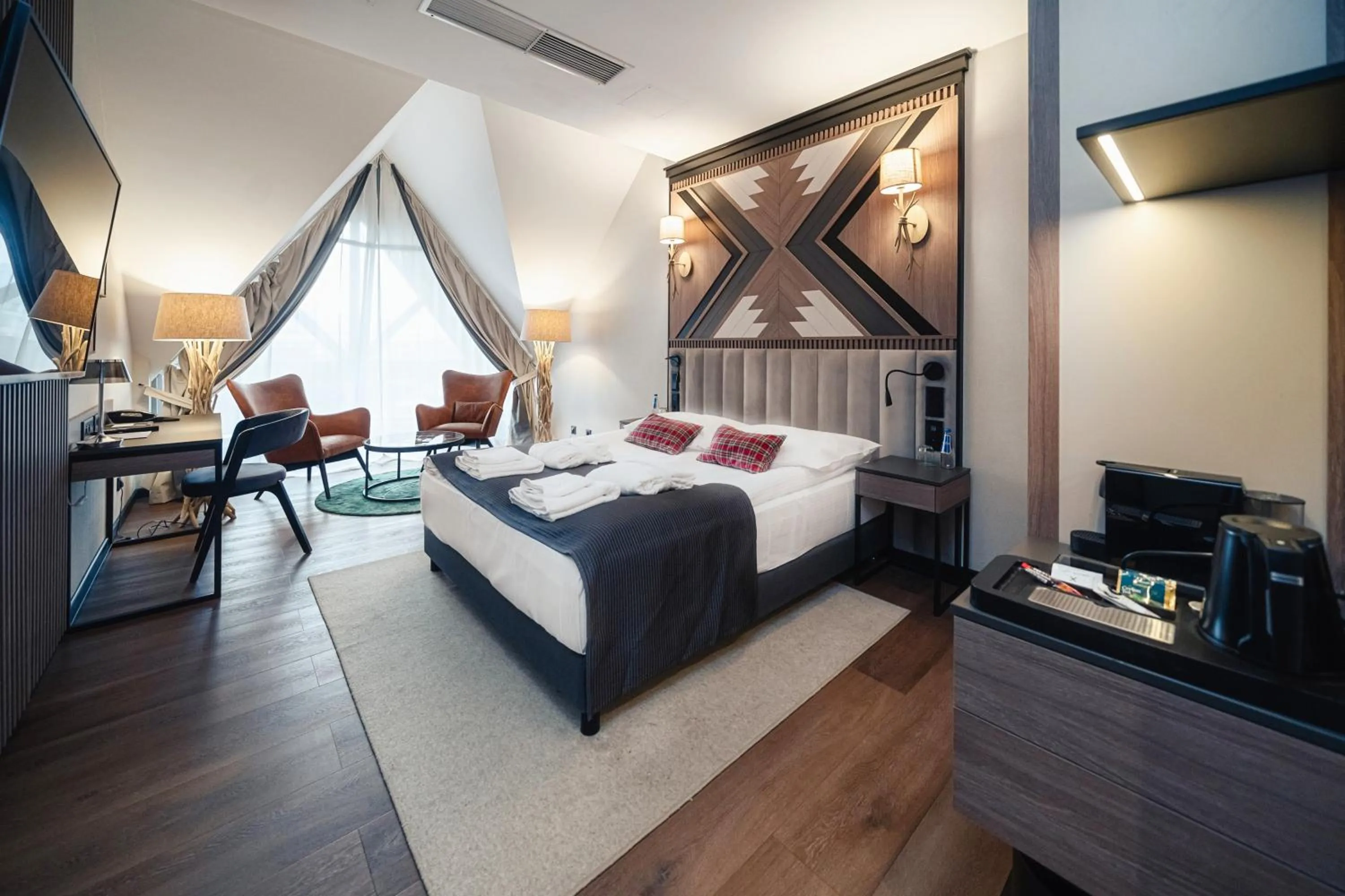 Photo of the whole room, Bed in Rysy Boutique Hotel