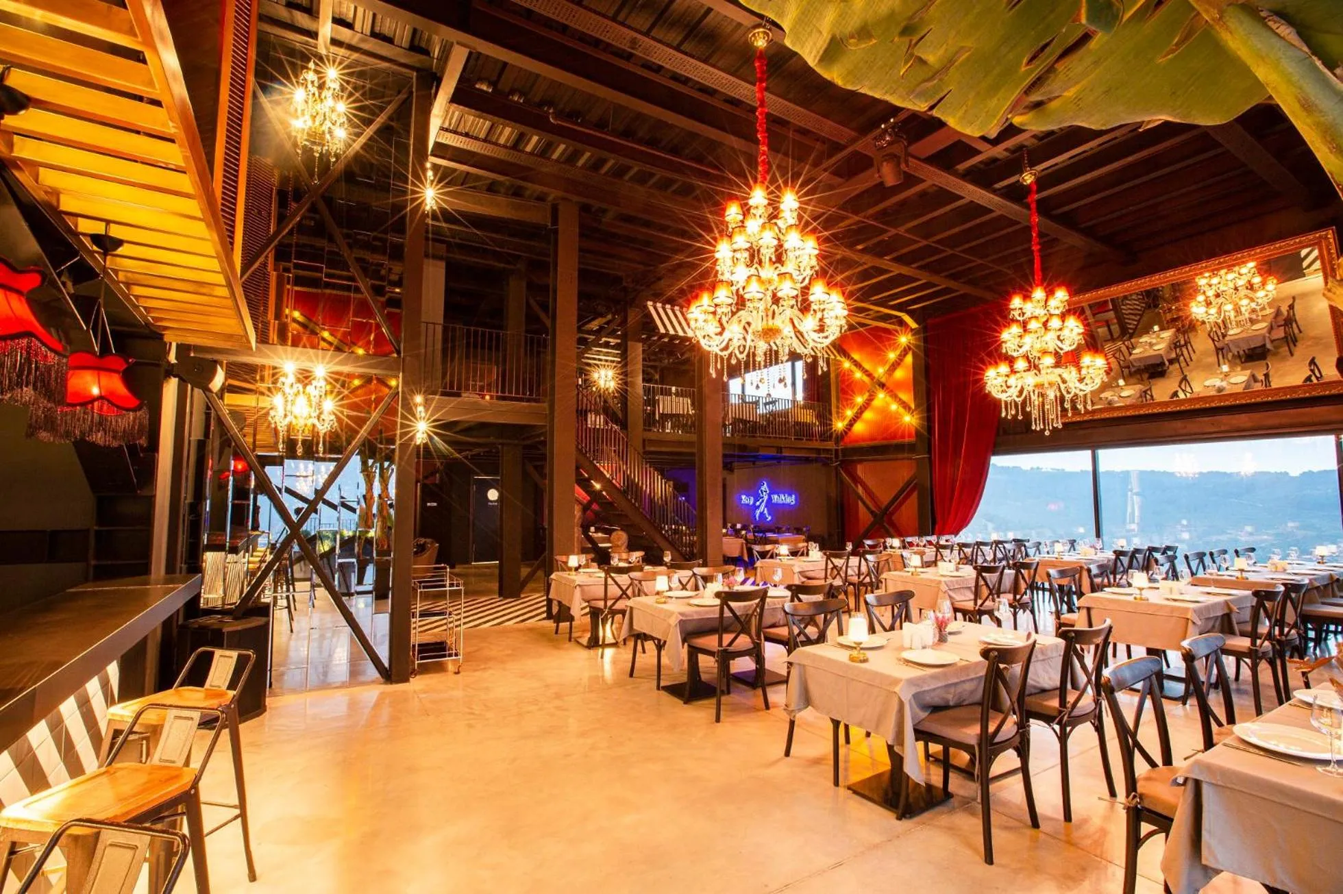 Restaurant/places to eat in Cityloft 161