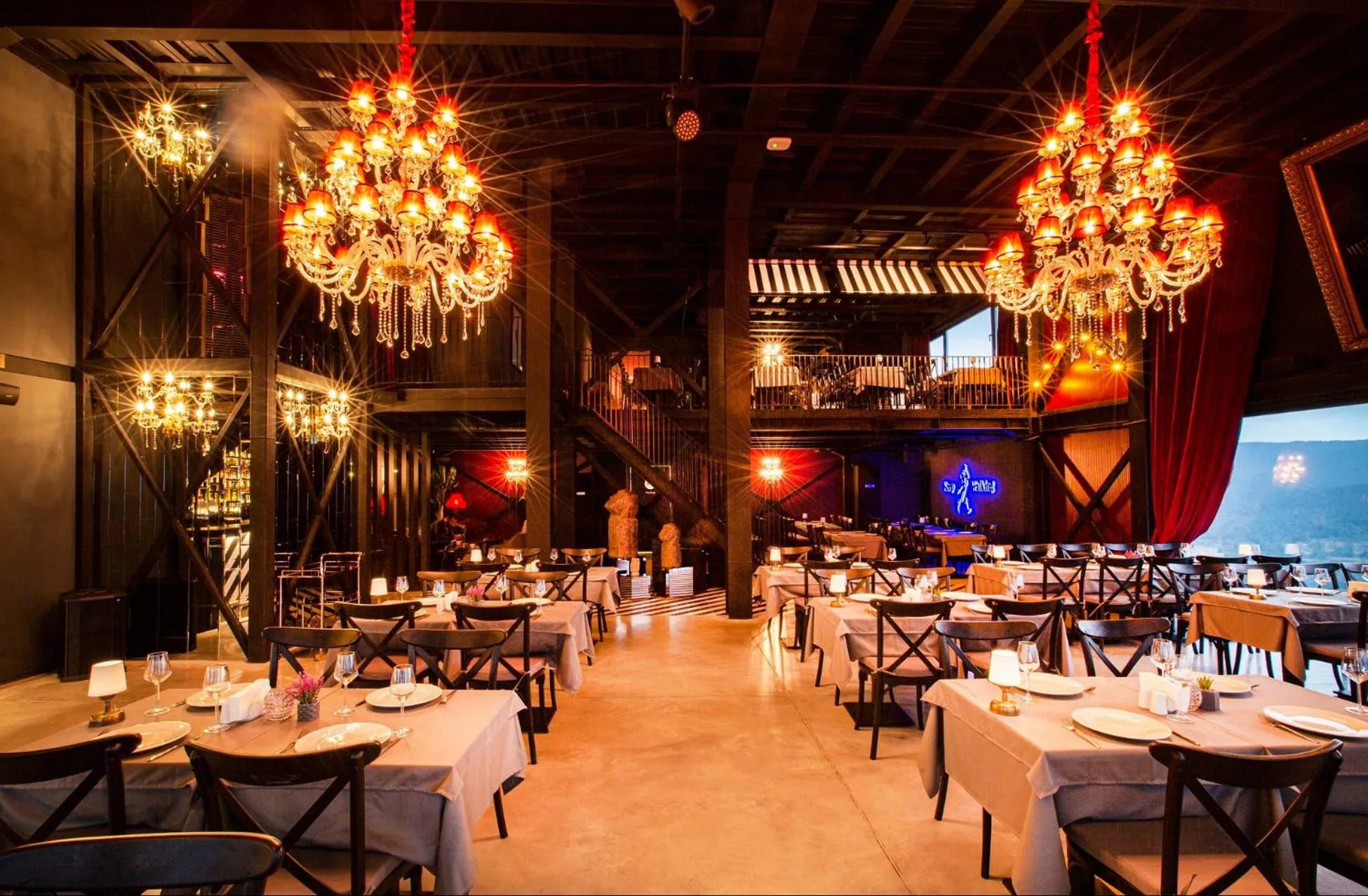 Restaurant/places to eat in Cityloft 161