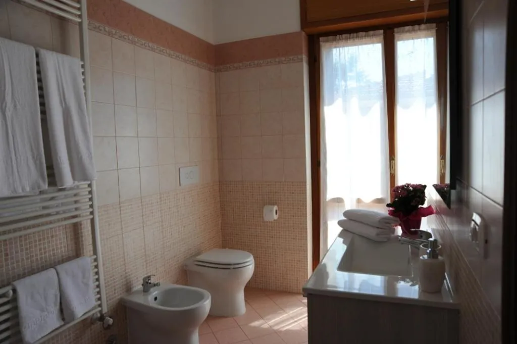 Bathroom in B&B Paola e Francesco