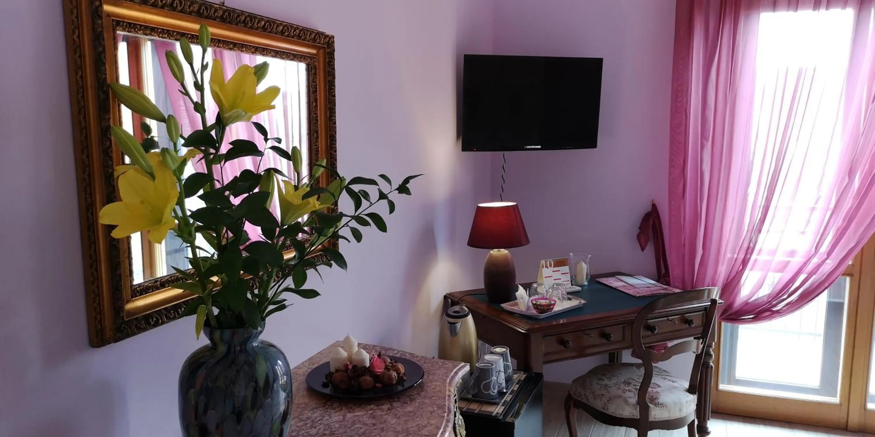 Photo of the whole room in B&B Paola e Francesco