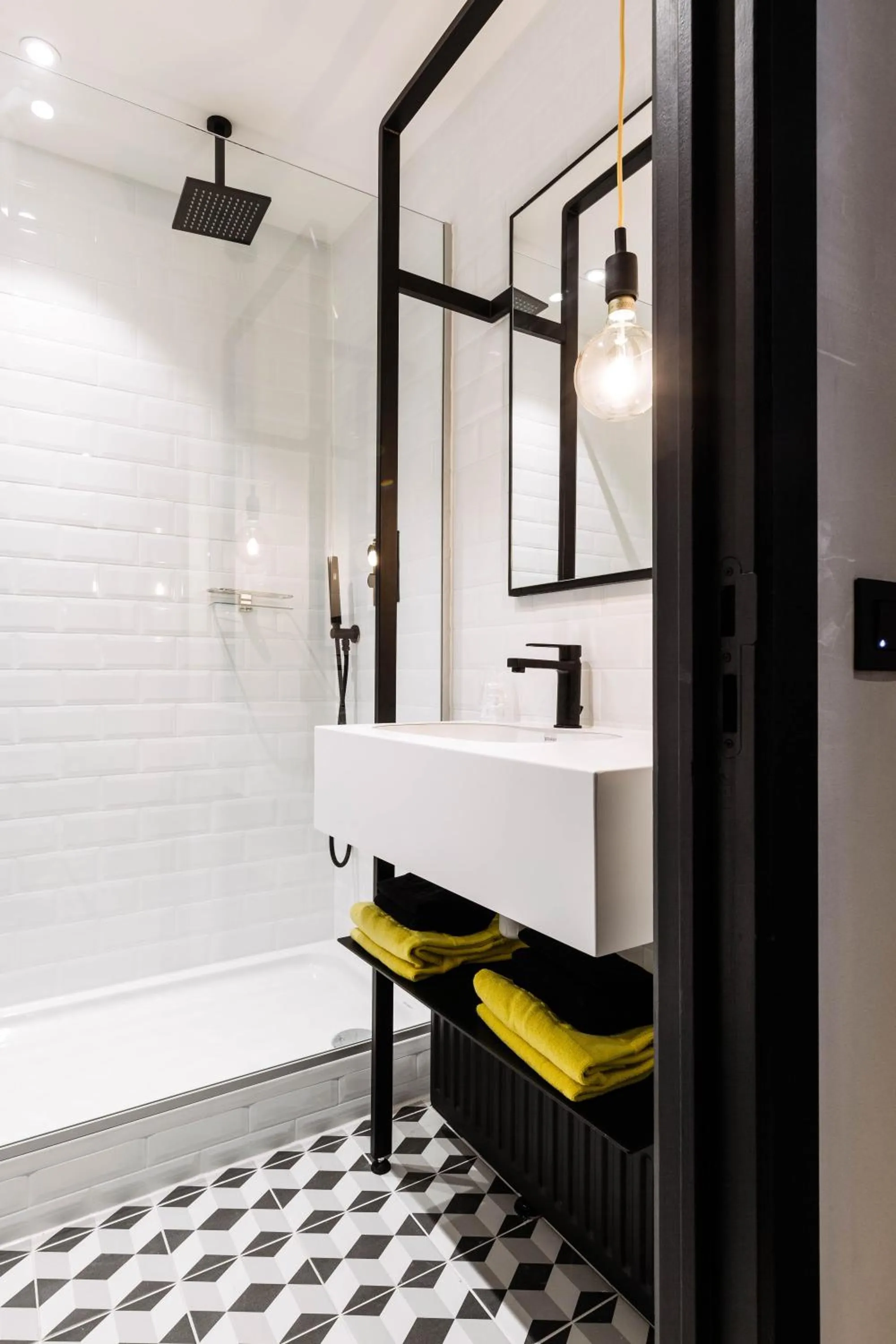 Bathroom in Upstairs Hotel