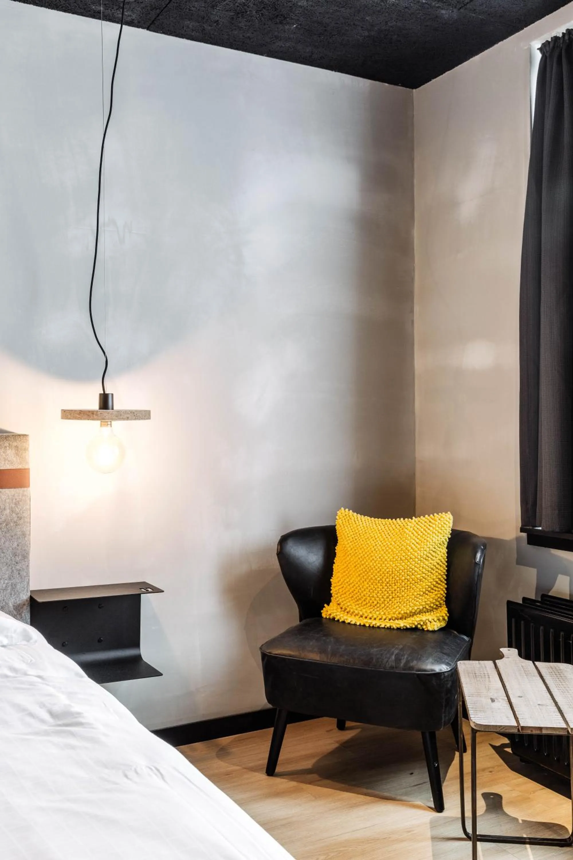 Bed in Upstairs Hotel