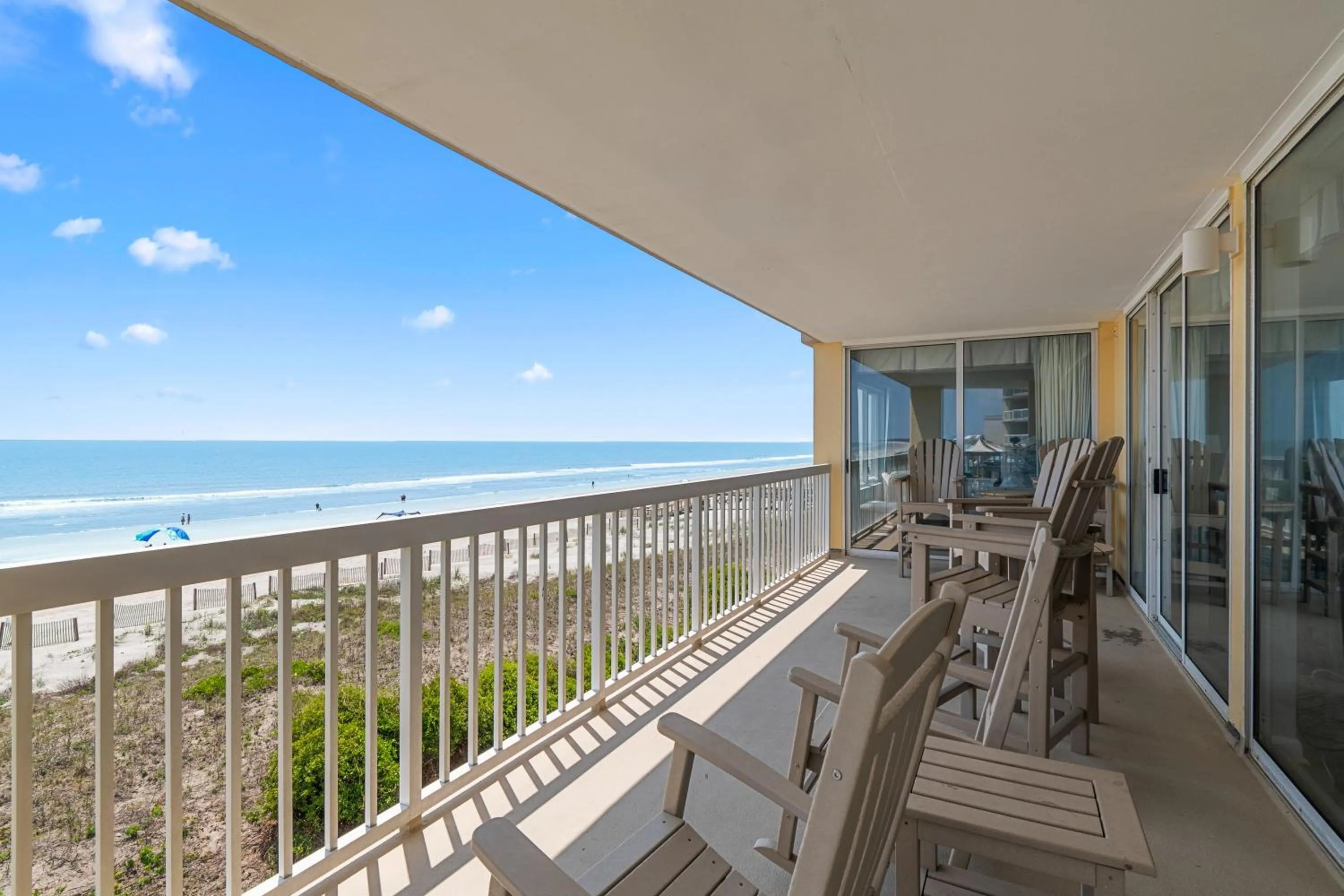 Balcony/Terrace in Litchfield Beach & Golf Resort