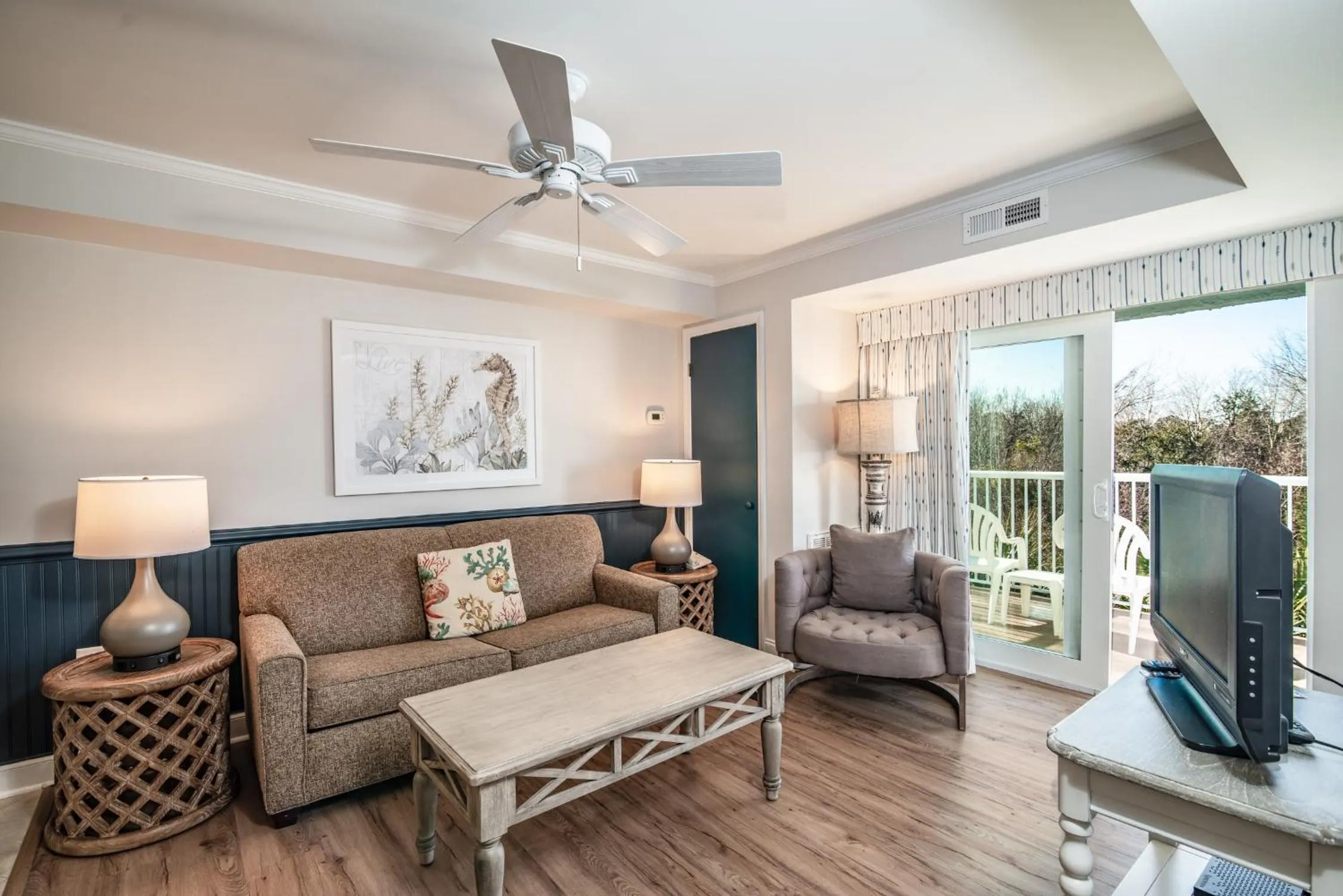 Seating area in Litchfield Beach & Golf Resort