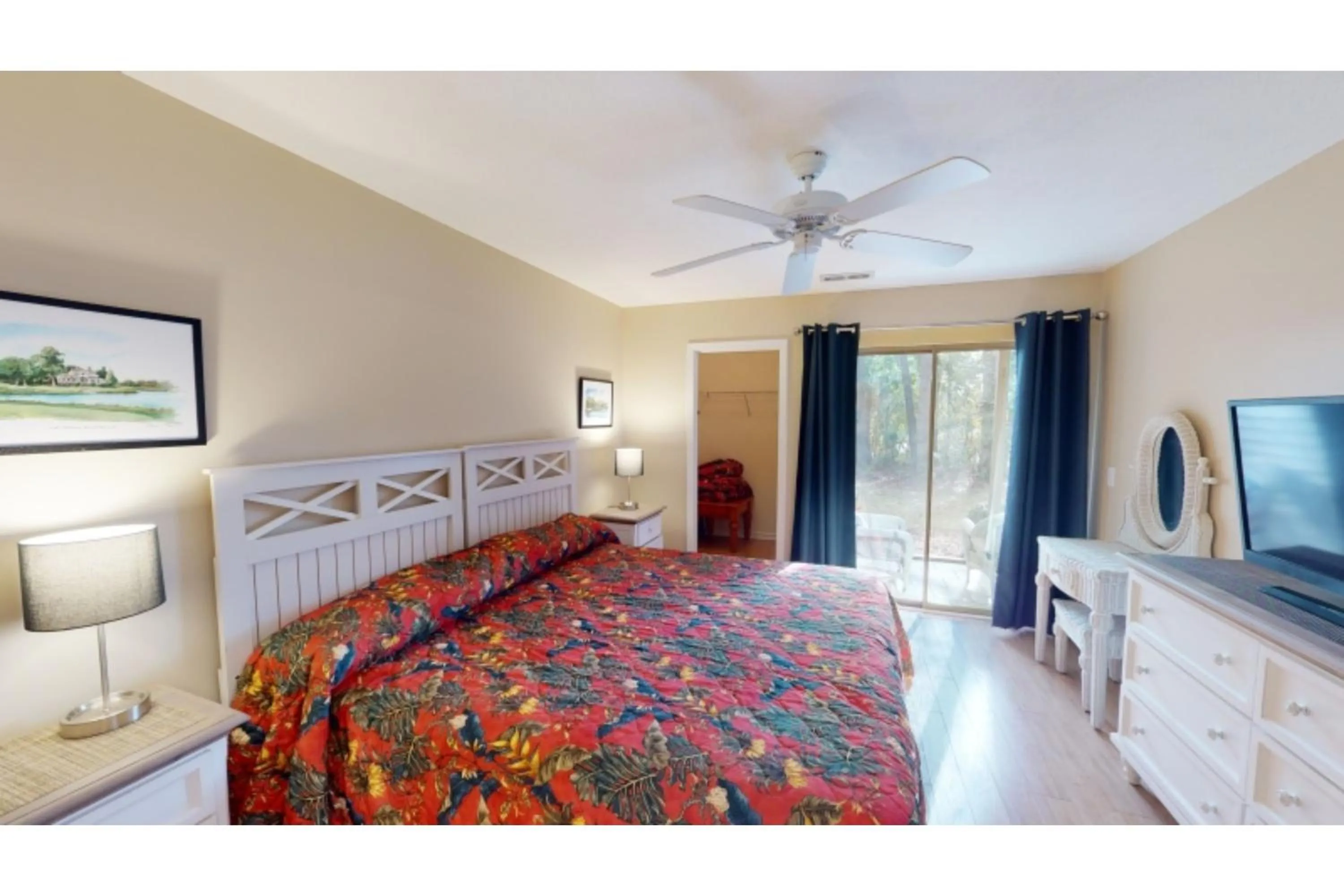Bedroom, Bed in Litchfield Beach & Golf Resort