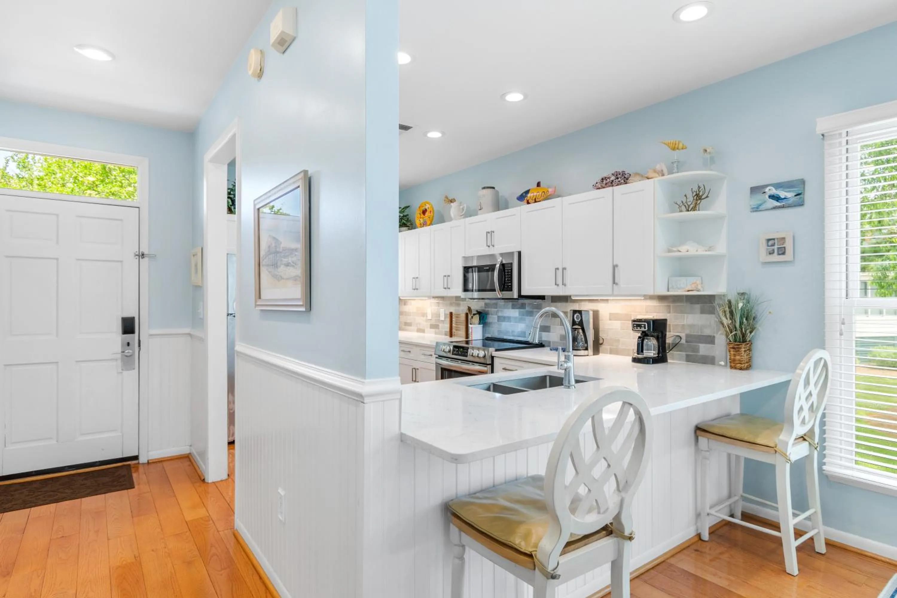 Seating area in Litchfield Beach & Golf Resort