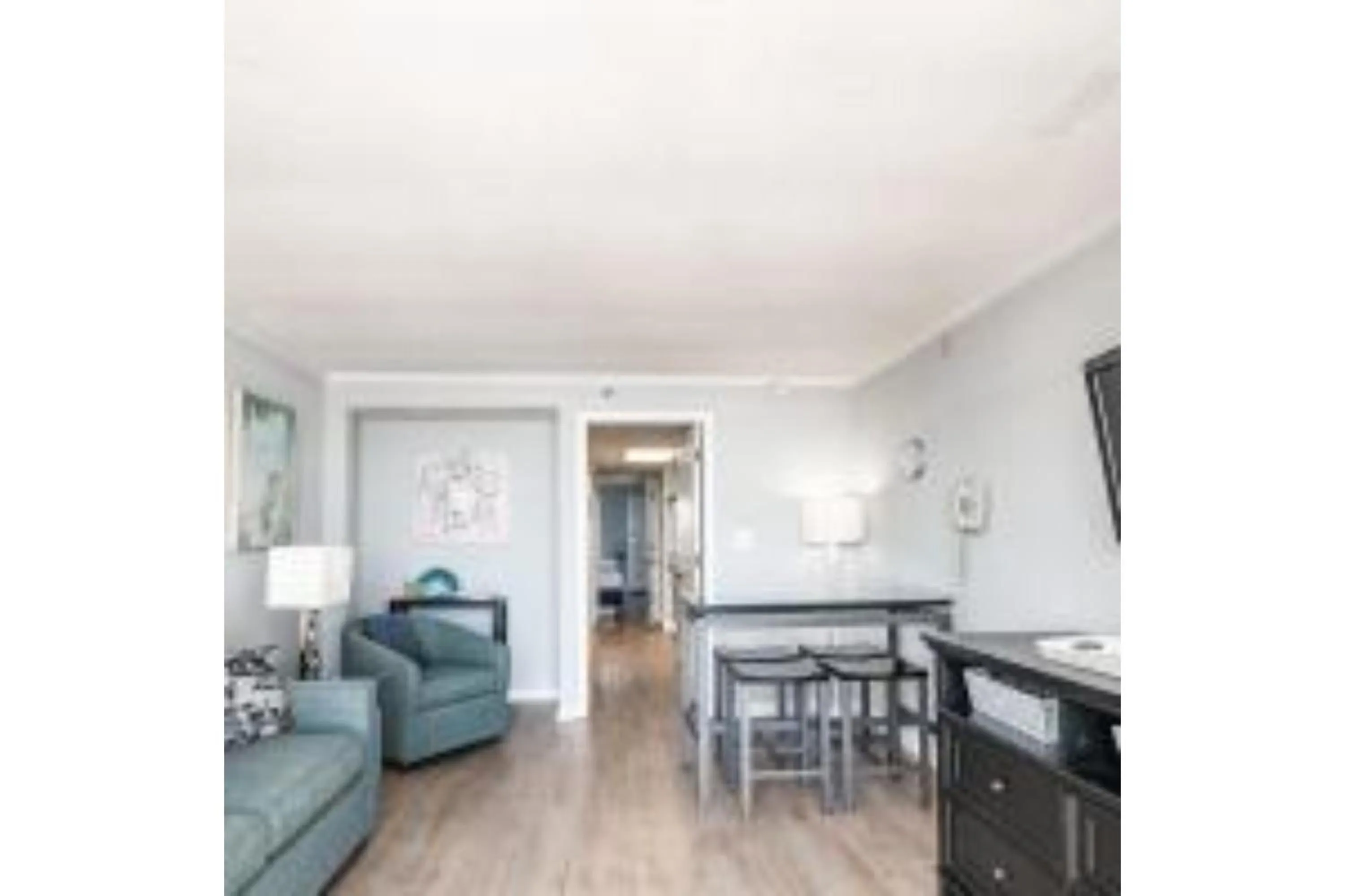 Living room in Litchfield Beach & Golf Resort