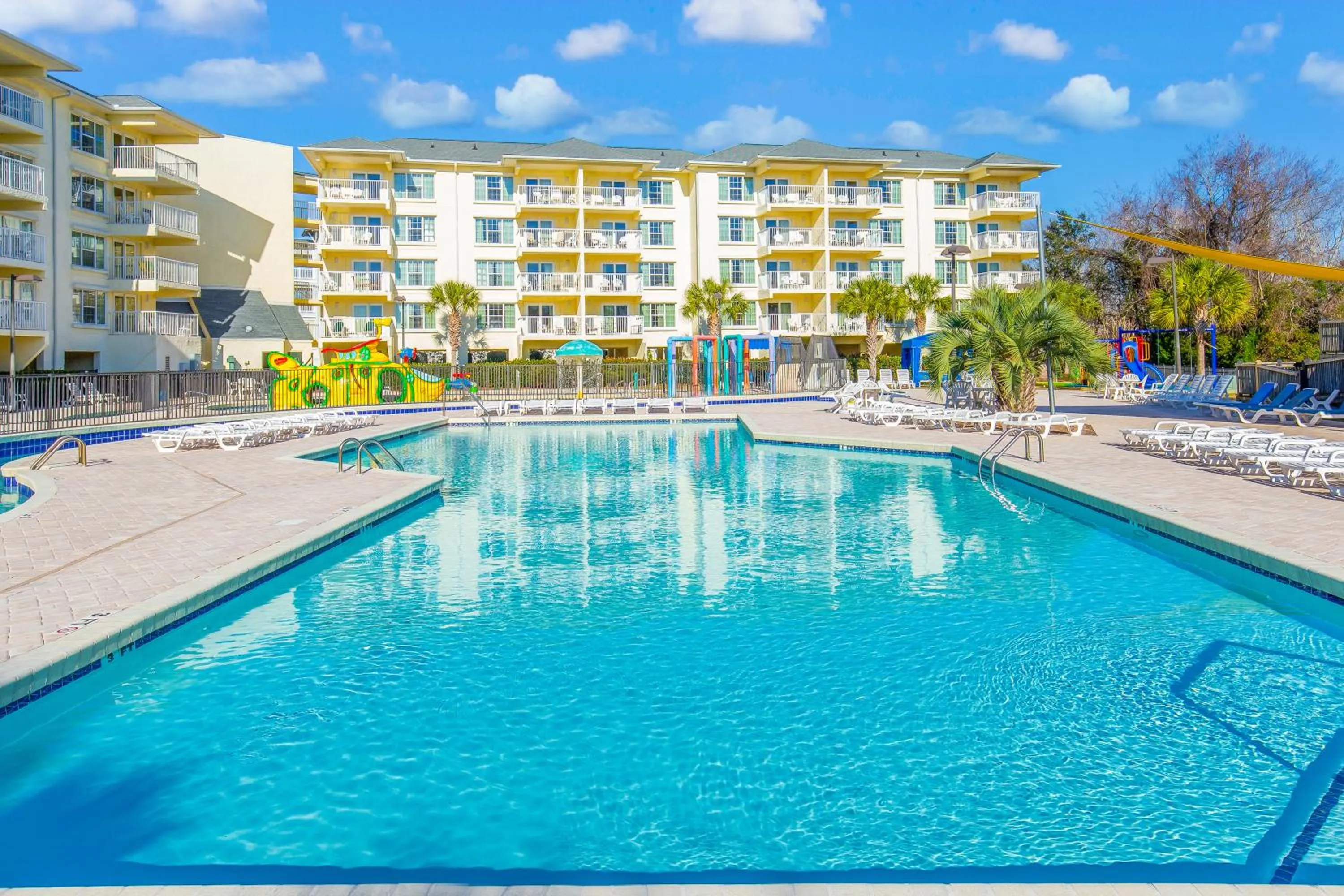 Swimming pool in Litchfield Beach & Golf Resort